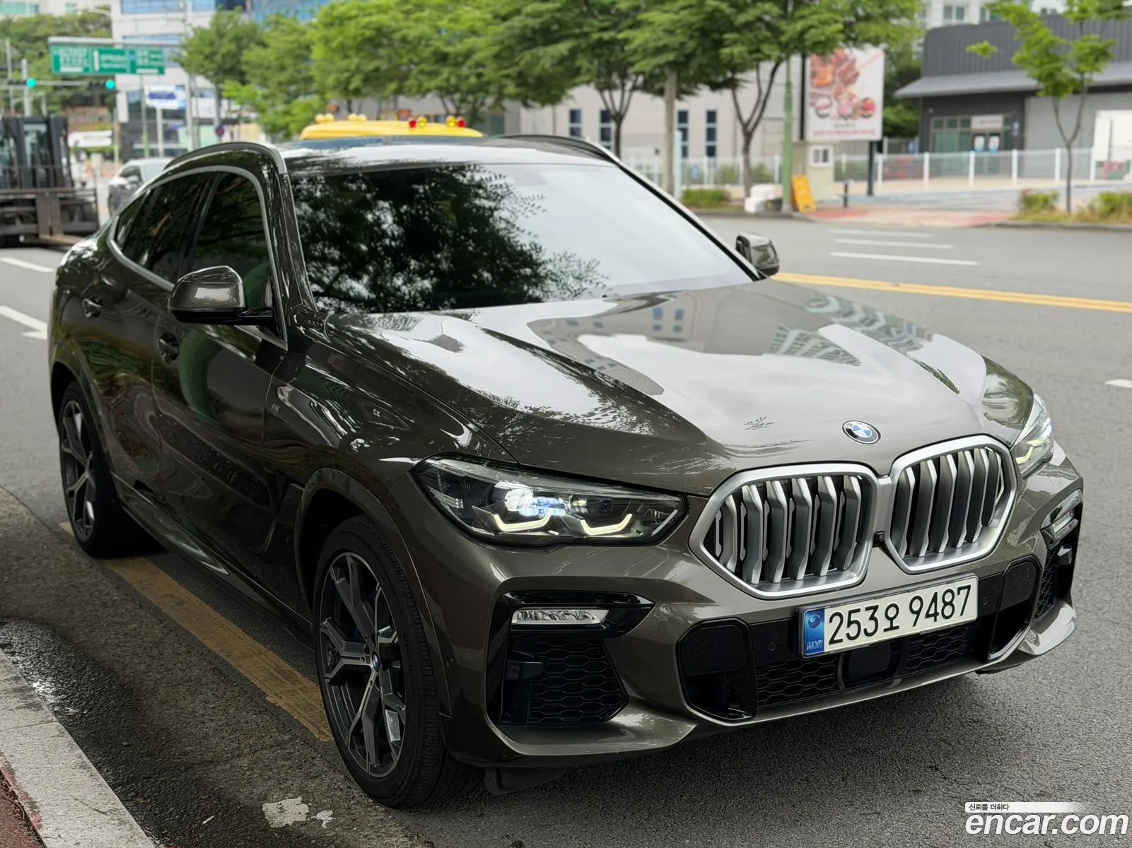 BMW X6 2021 — 11