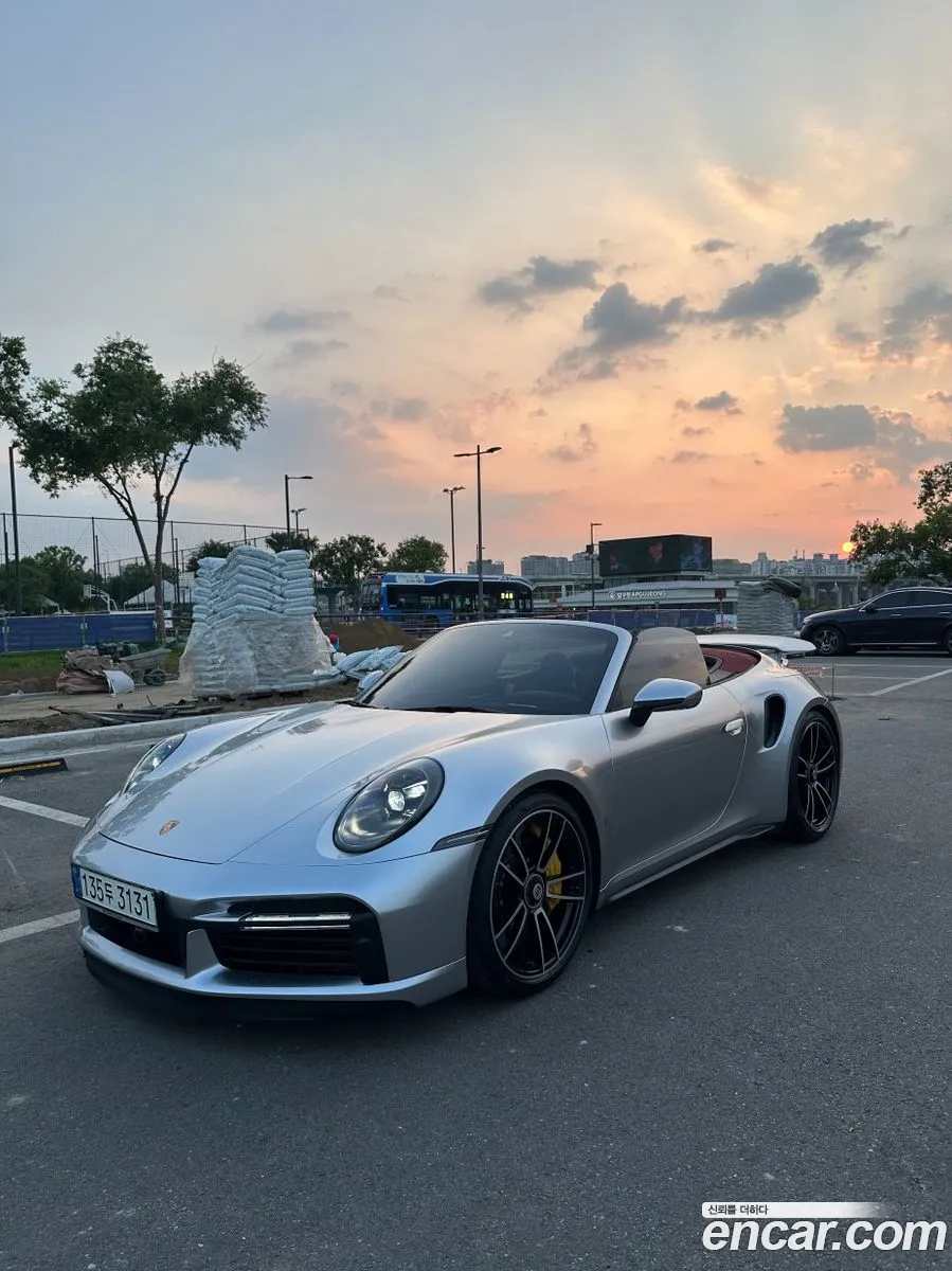 Porsche 911 2021 — 12
