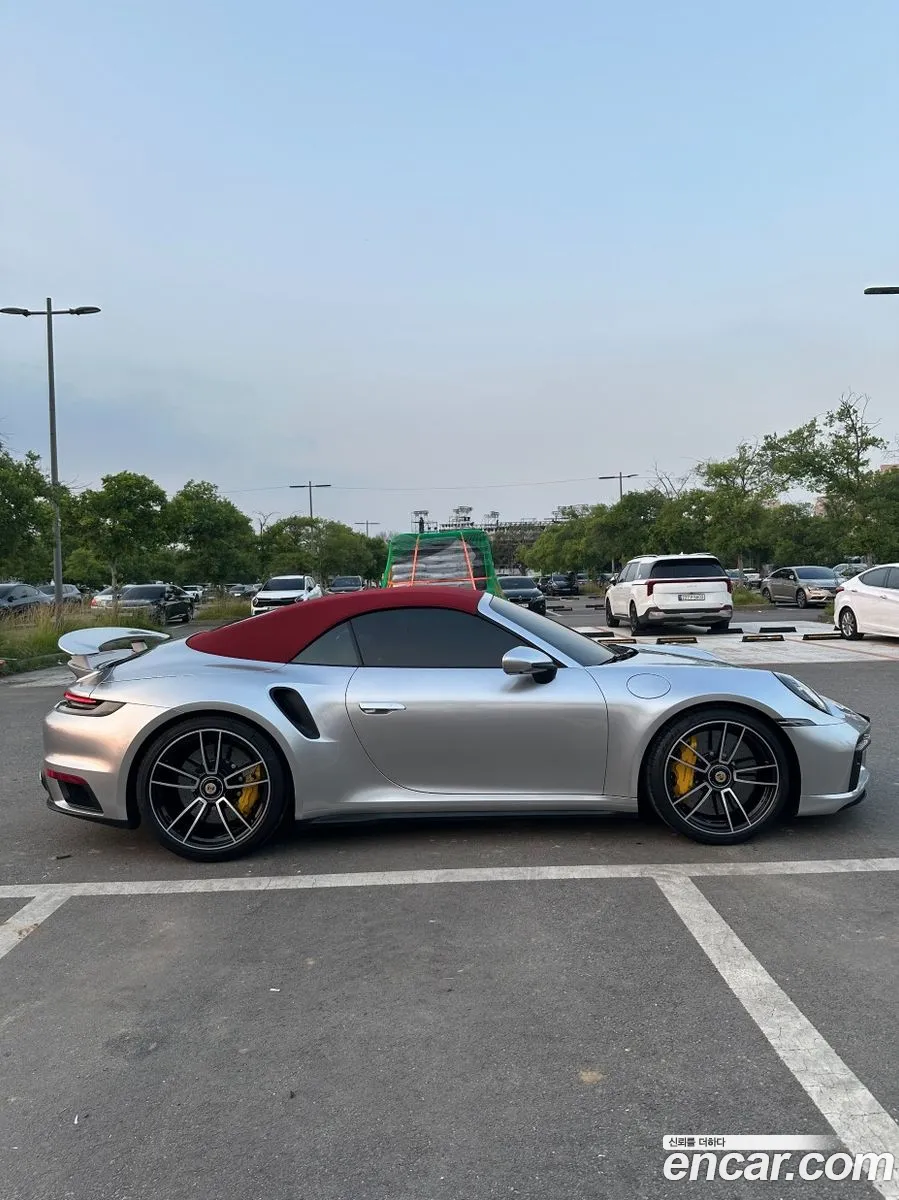 Porsche 911 2021 — 10