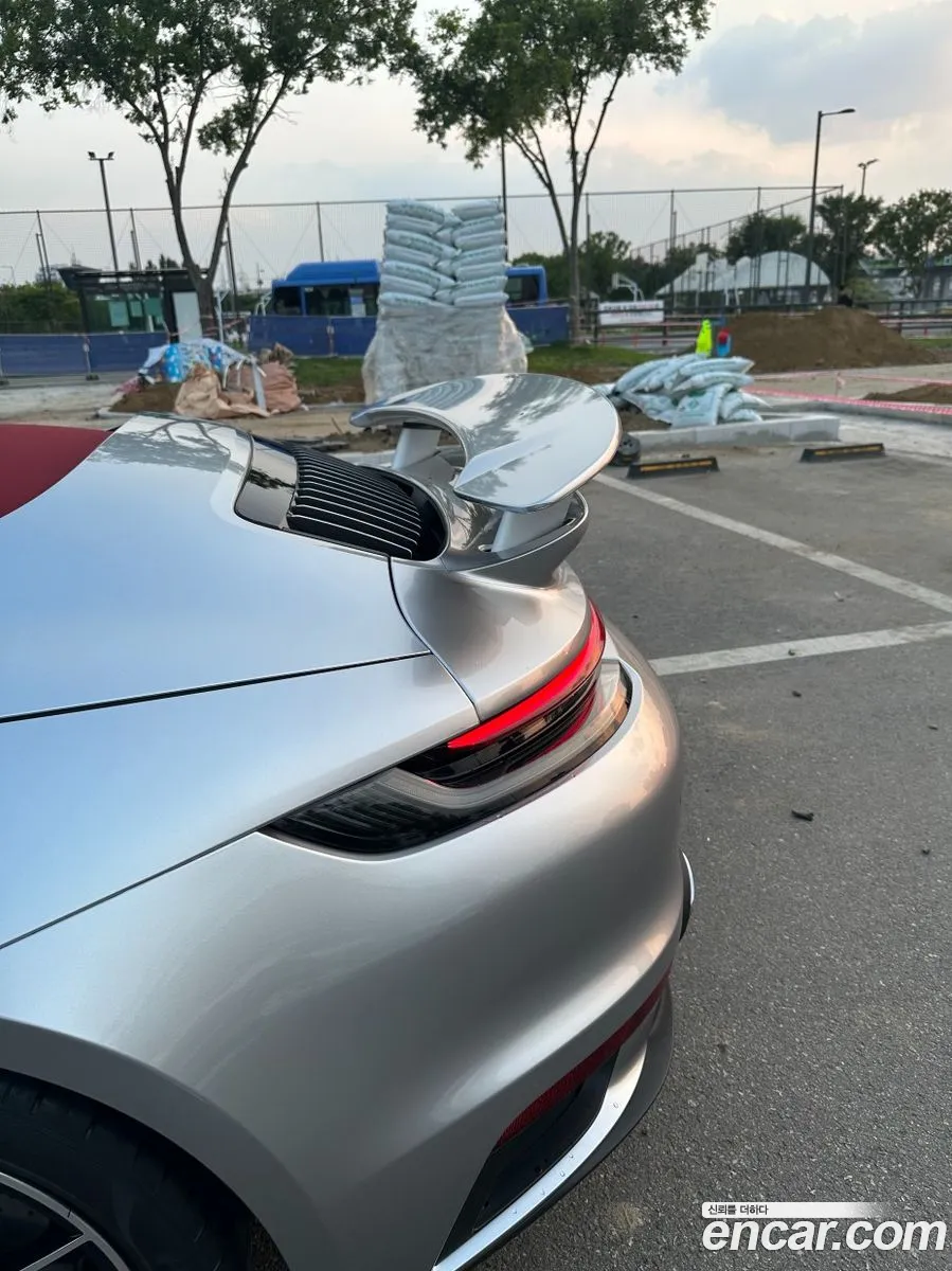 Porsche 911 2021 — 3