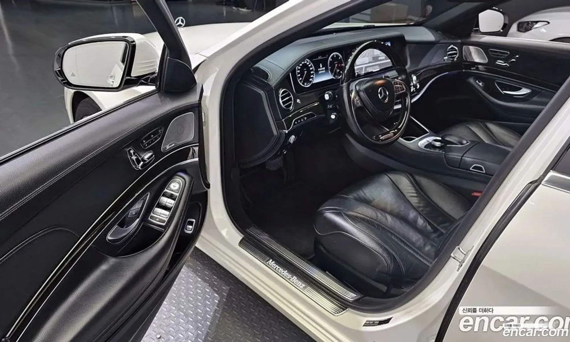 Mercedes-Benz S-Class W222 2015 — 12