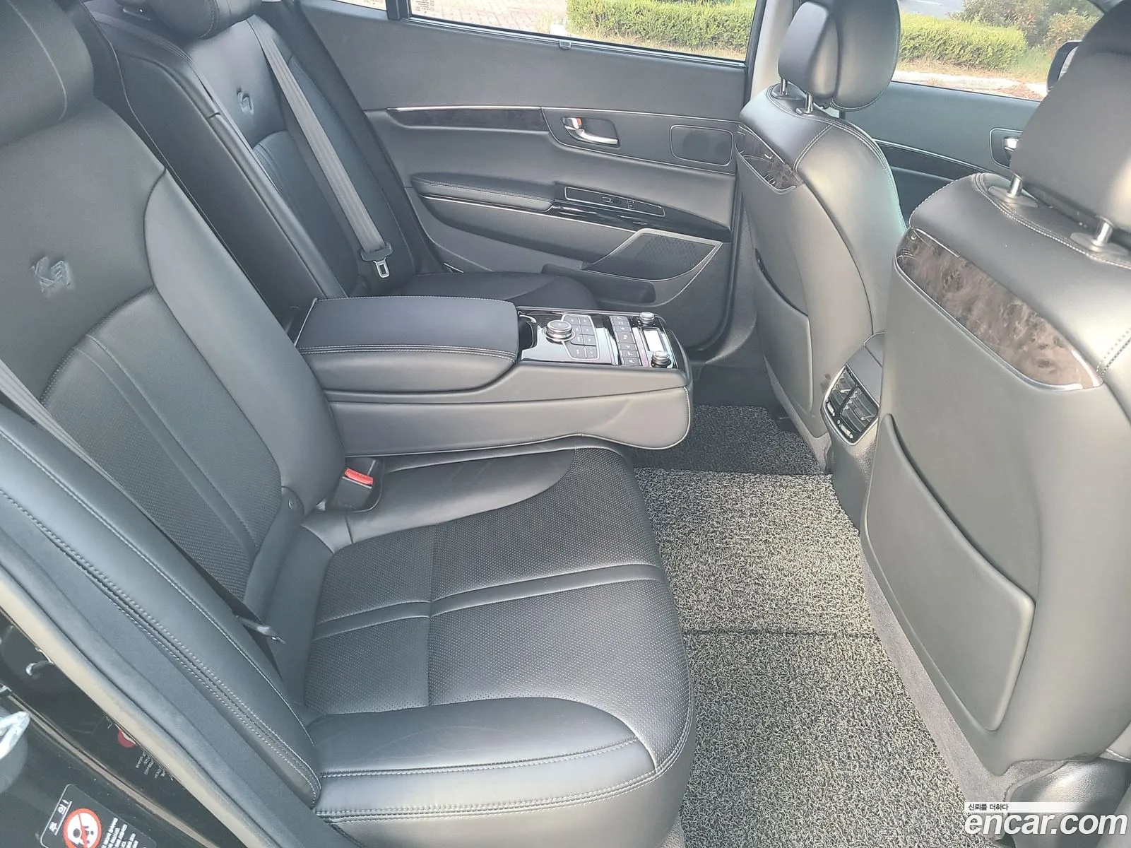 Kia K9 2015 — 13