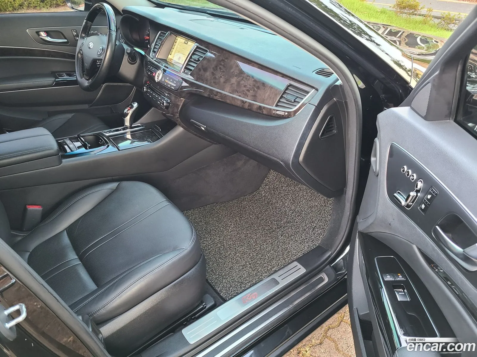 Kia K9 2015 — 14