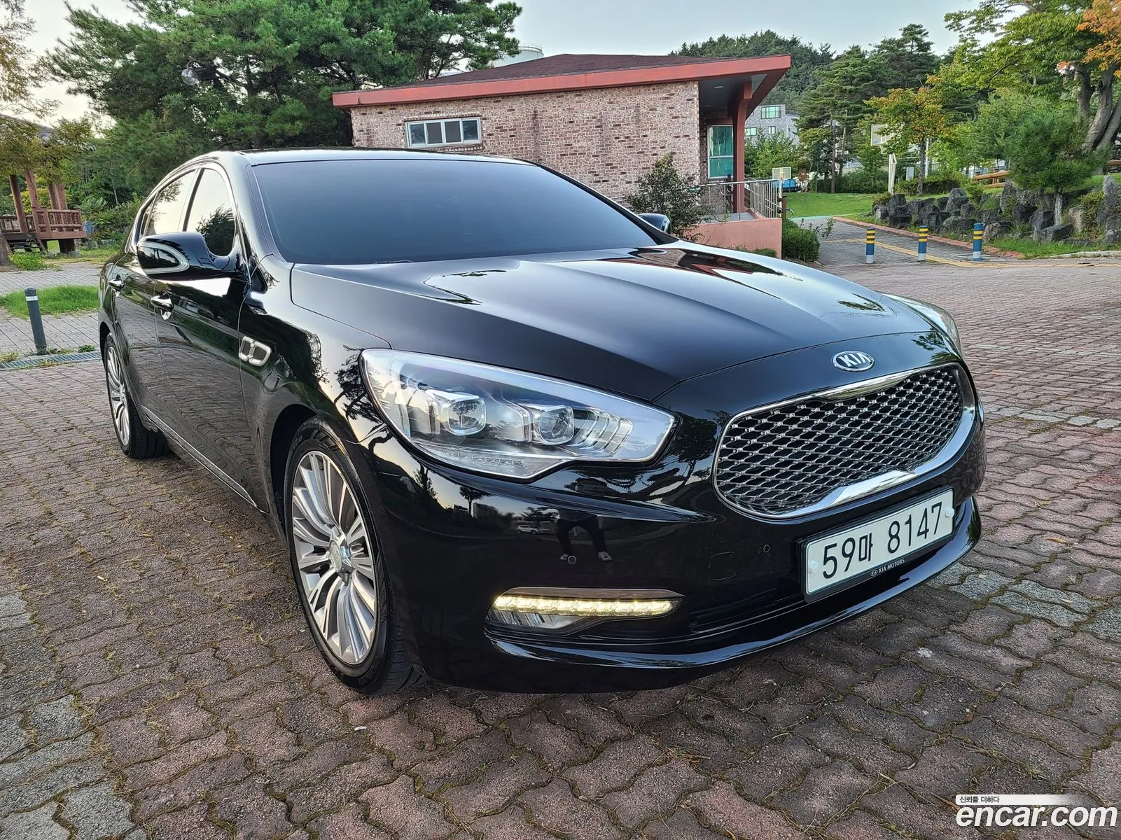 Kia K9 2015 — 17