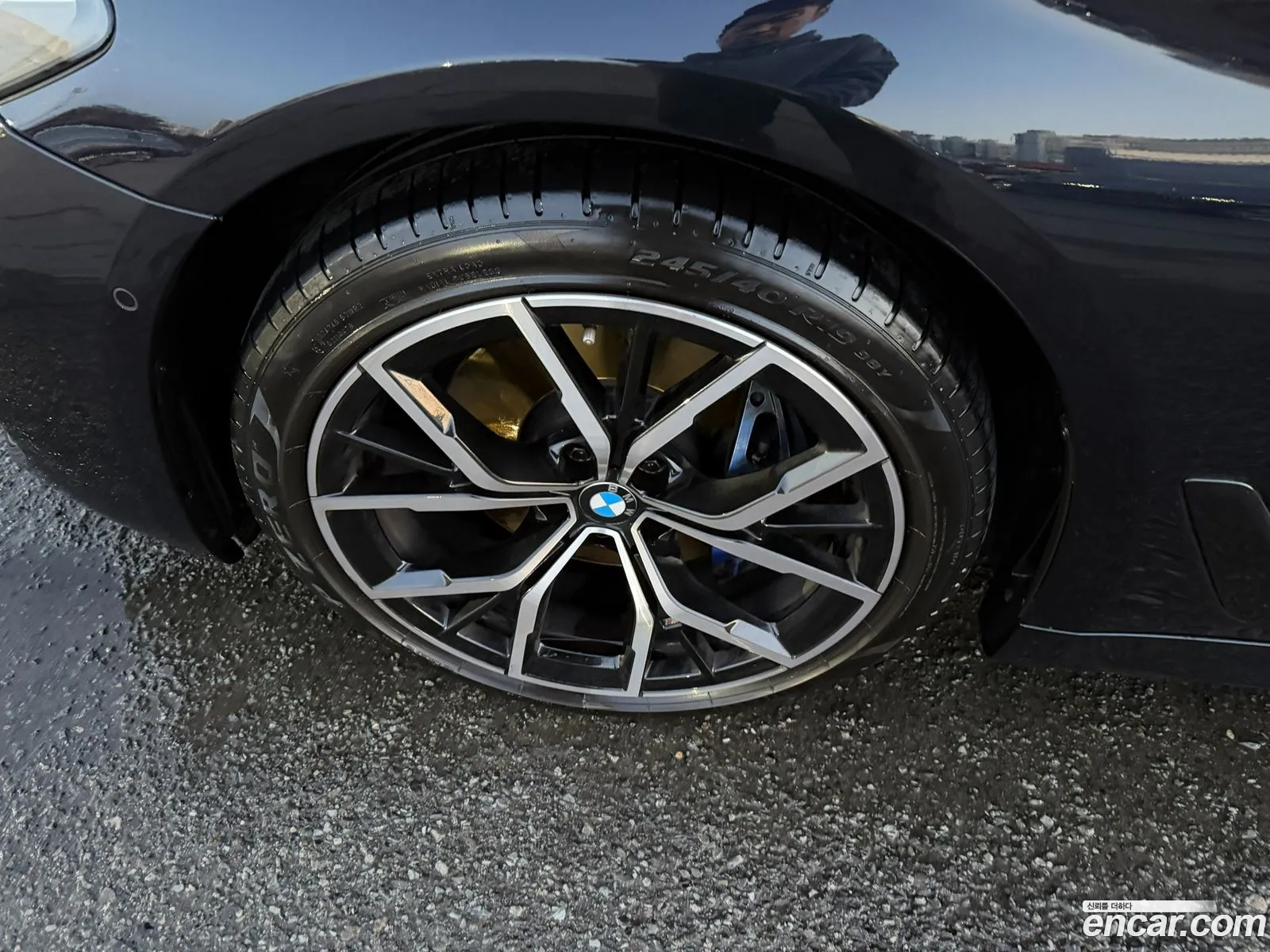 BMW 5 Series 2022 — 17