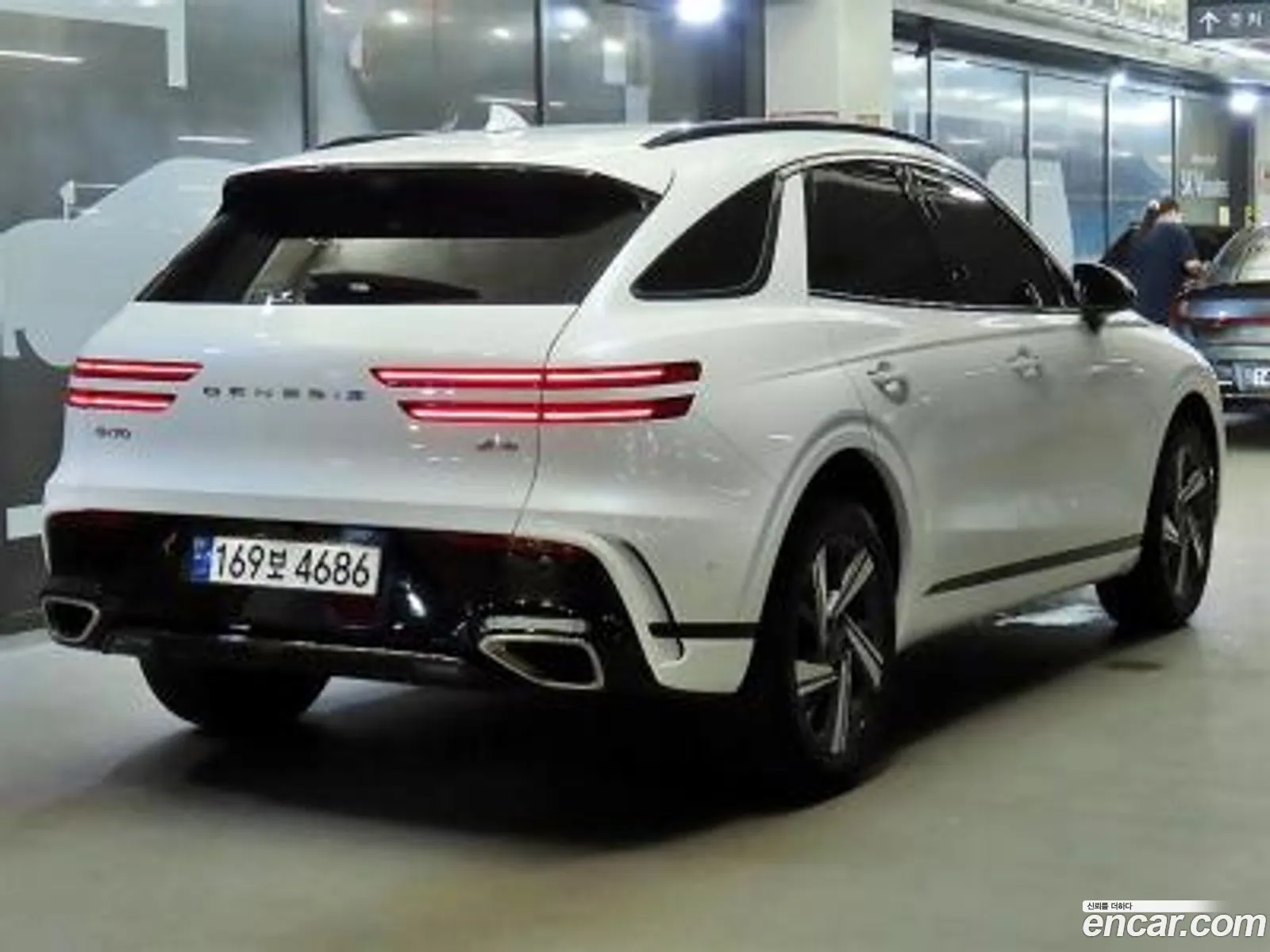 Genesis GV70 2024 — 3