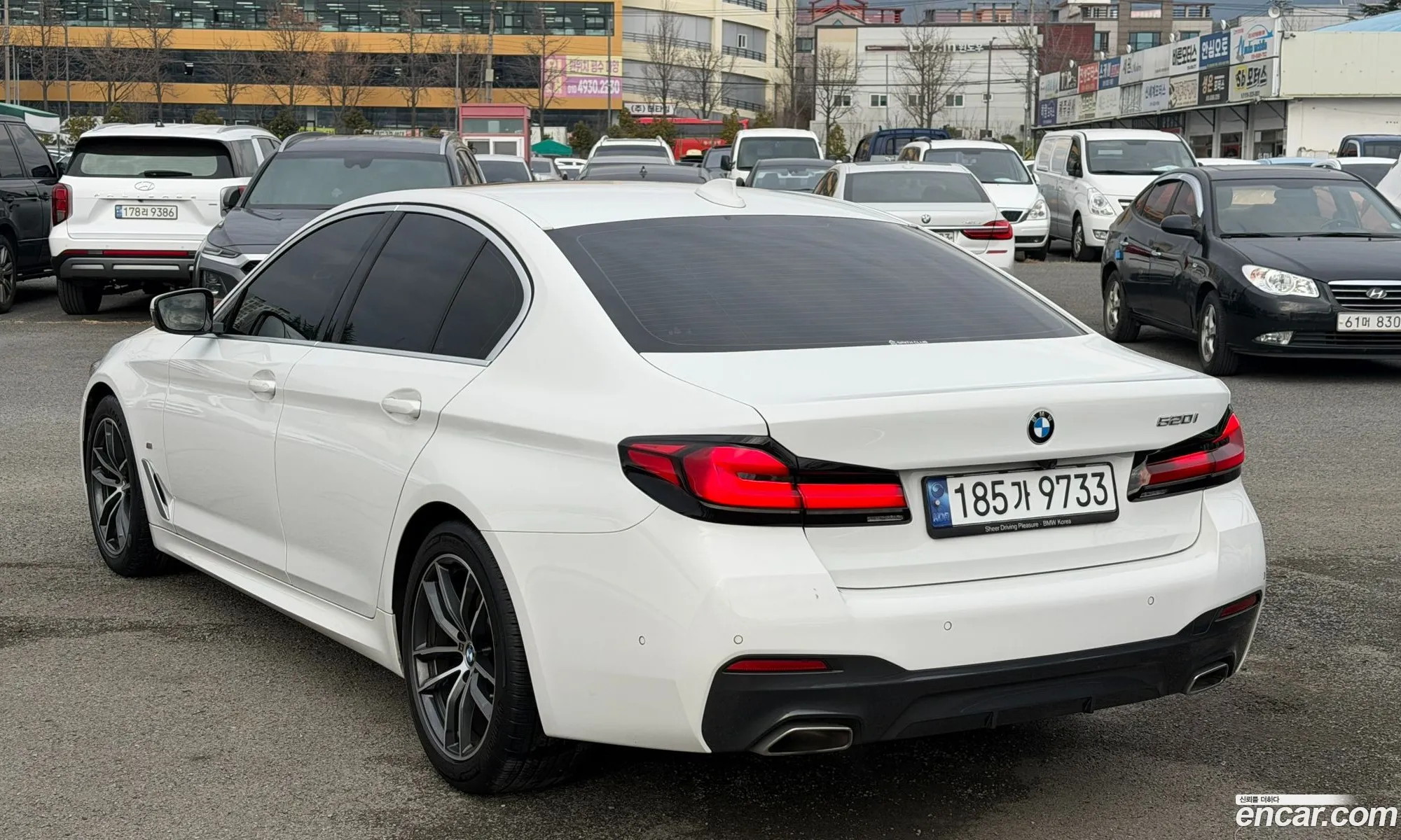 BMW 5 Series 2023 — 12