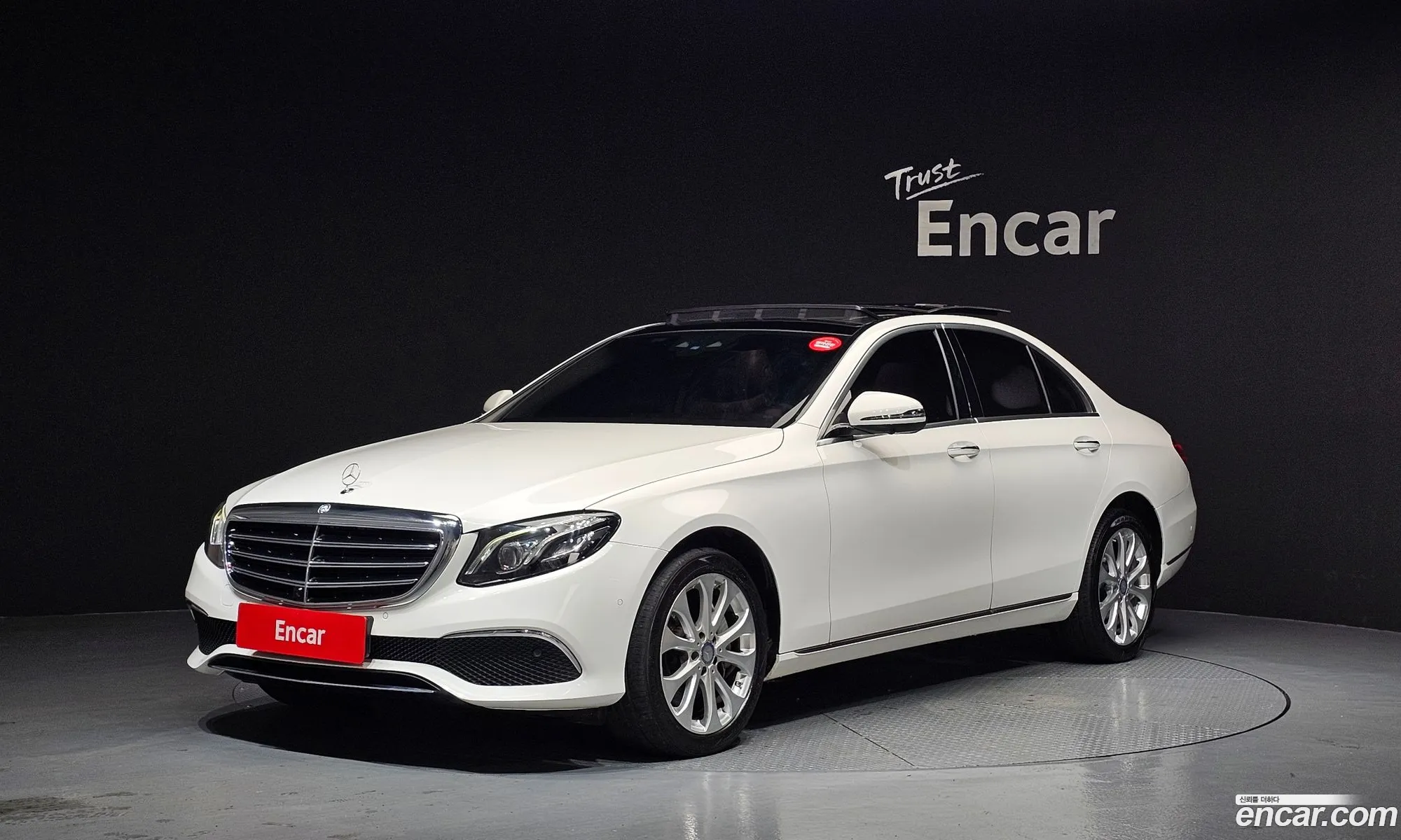Mercedes-Benz E-Class W213 2017 WDDZF4KB7HA160755 — 14