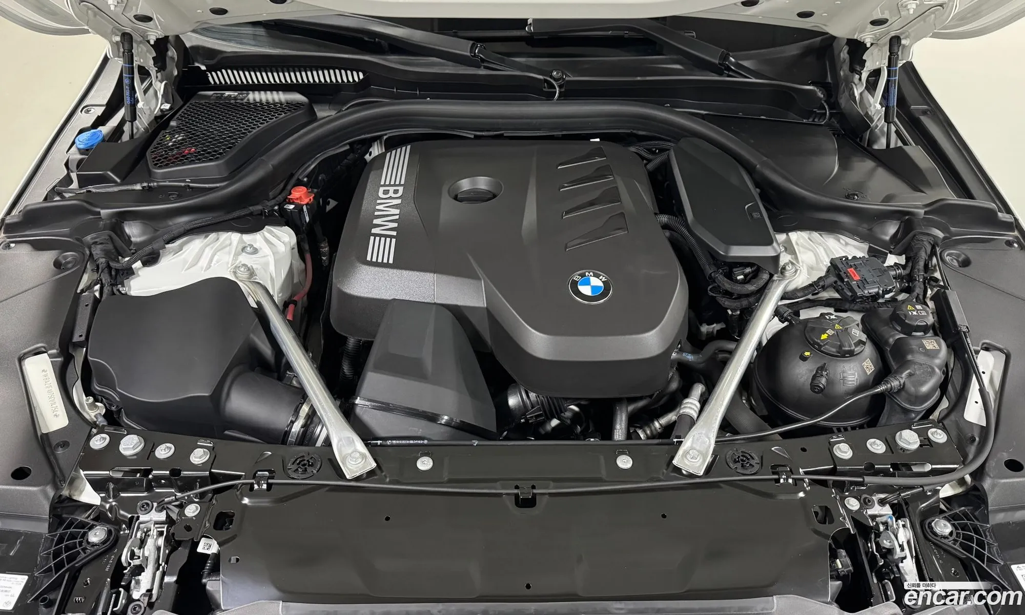 BMW 5 Series 2025 — 2