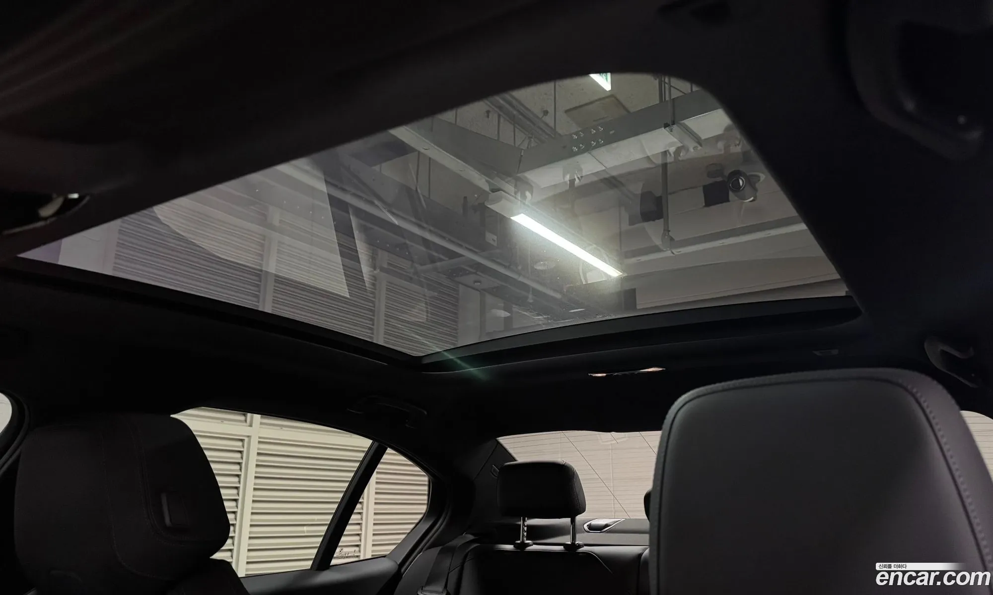 BMW 5 Series 2025 — 9