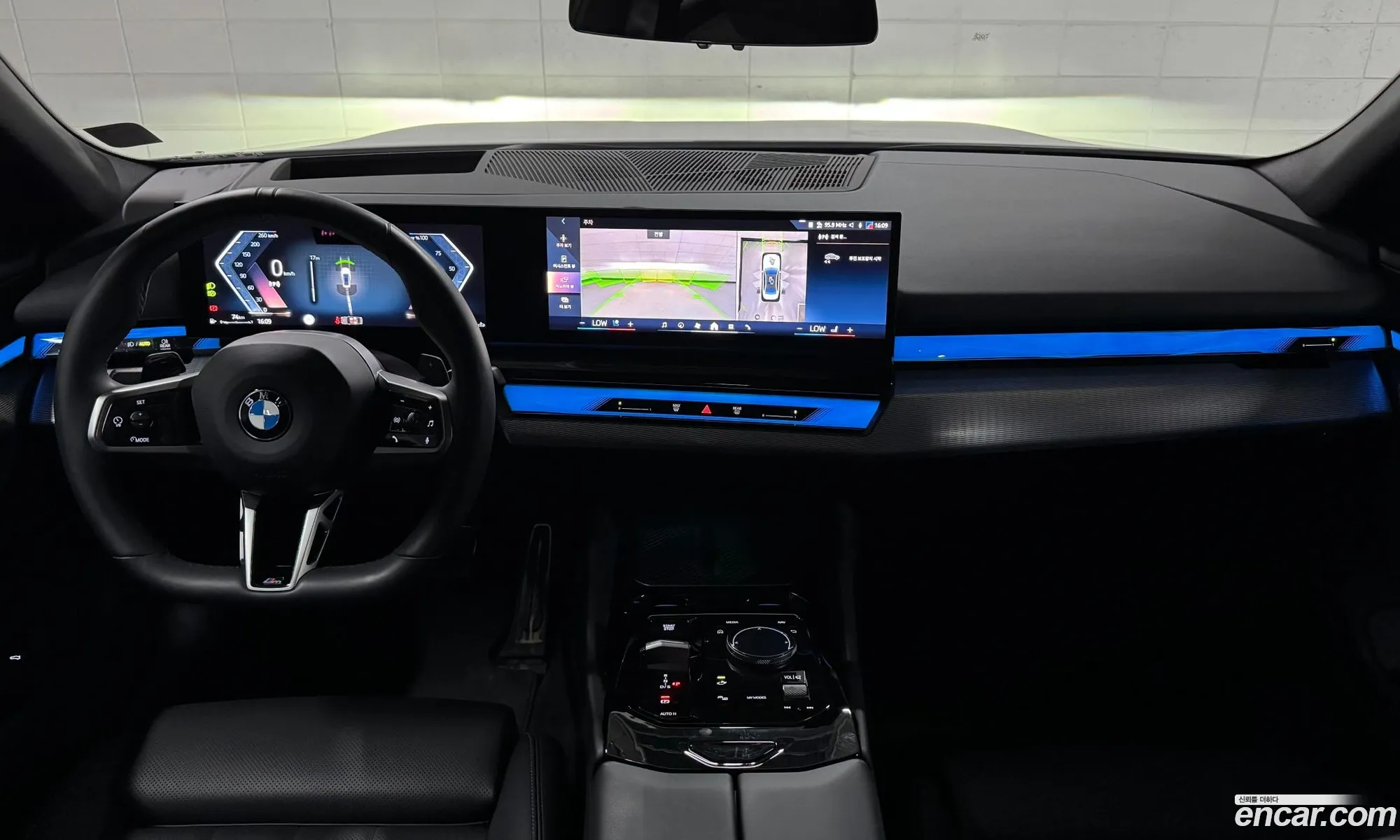 BMW 5 Series 2025 — 6