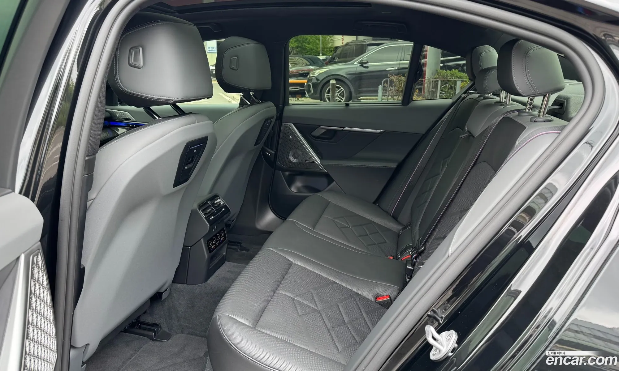 BMW i5 2025 — 11