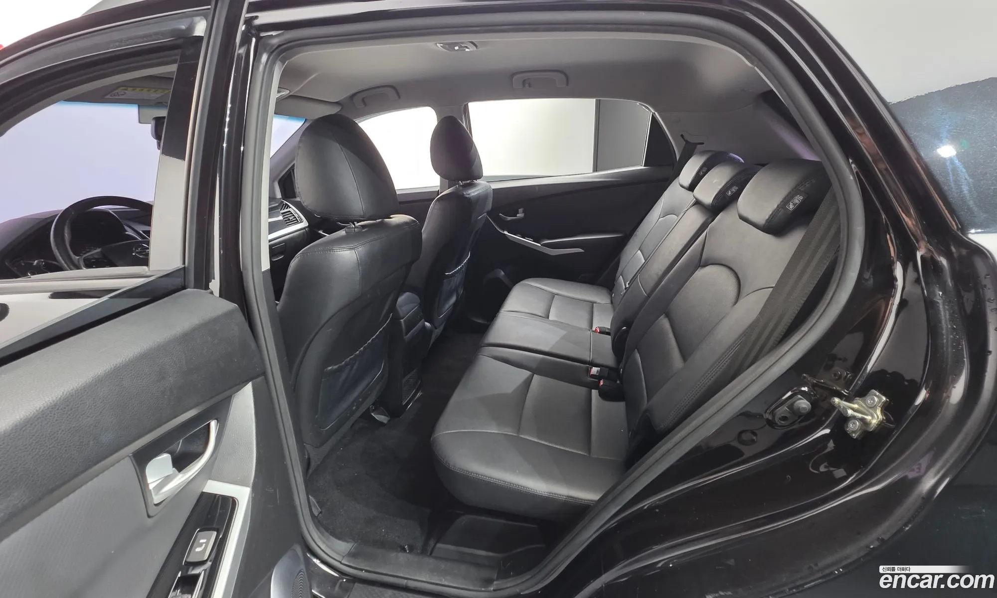 KG Mobility (SsangYong) Style Korando C 2018 — 29
