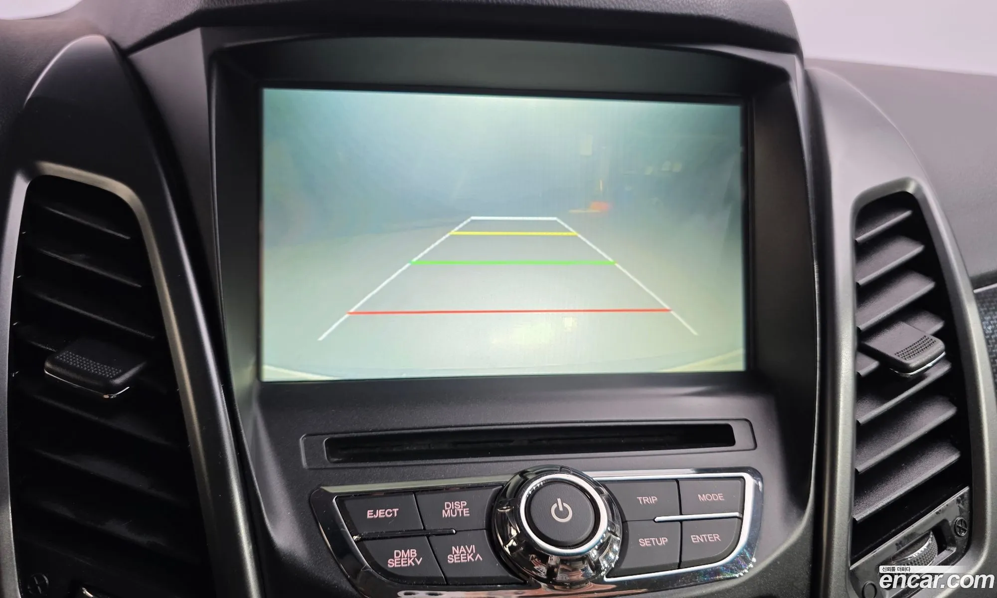 KG Mobility (SsangYong) Style Korando C 2018 — 24