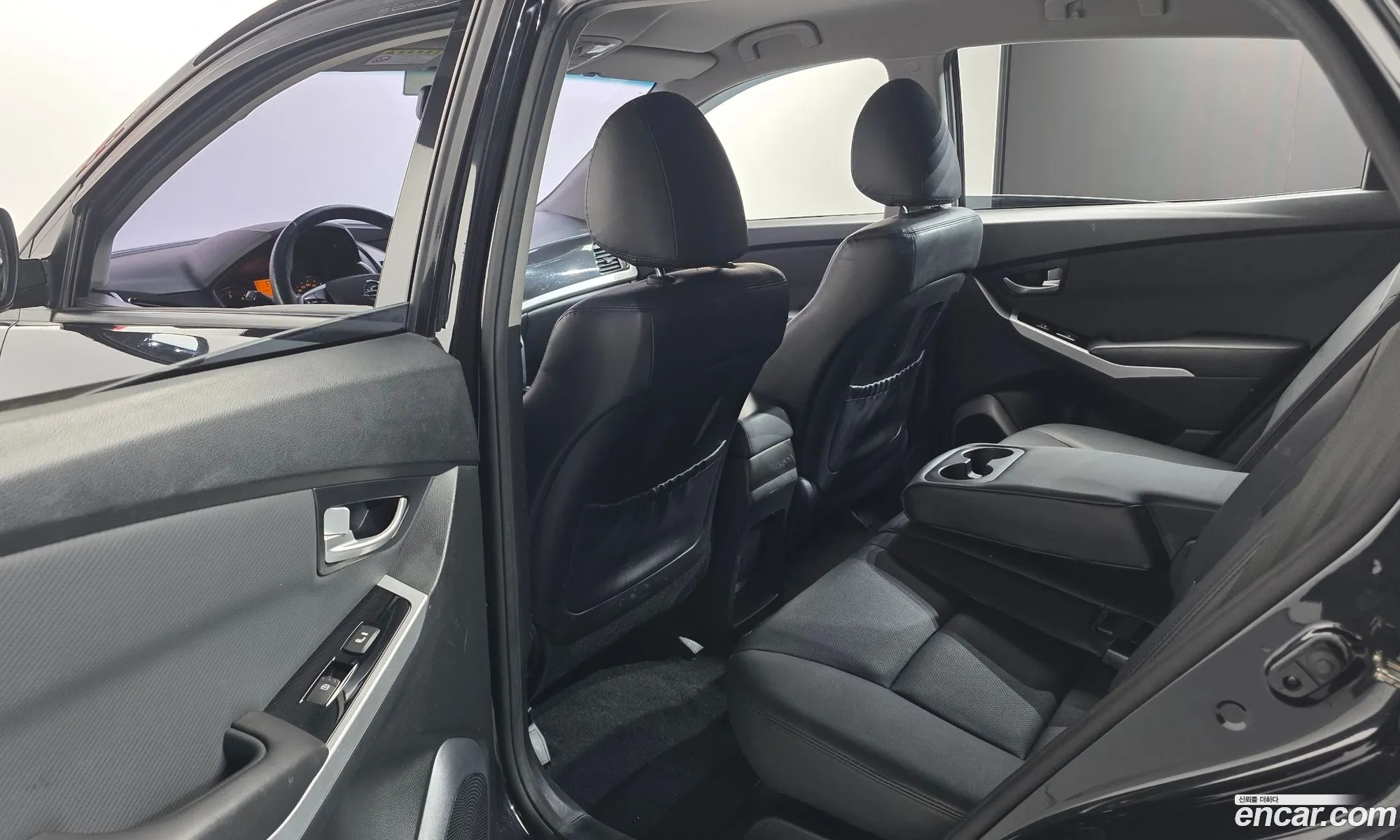 KG Mobility (SsangYong) Style Korando C 2018 — 3