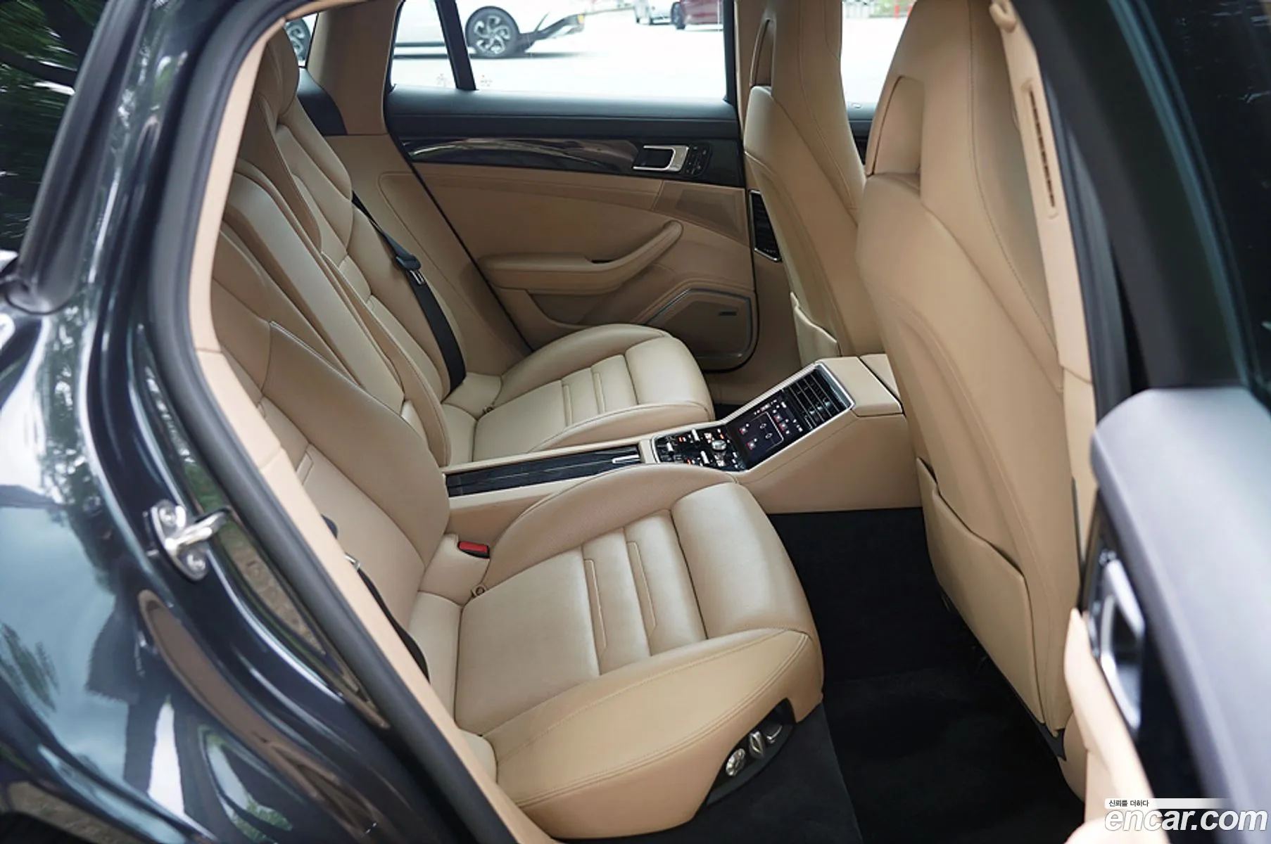 Porsche Panamera 2020 — 11
