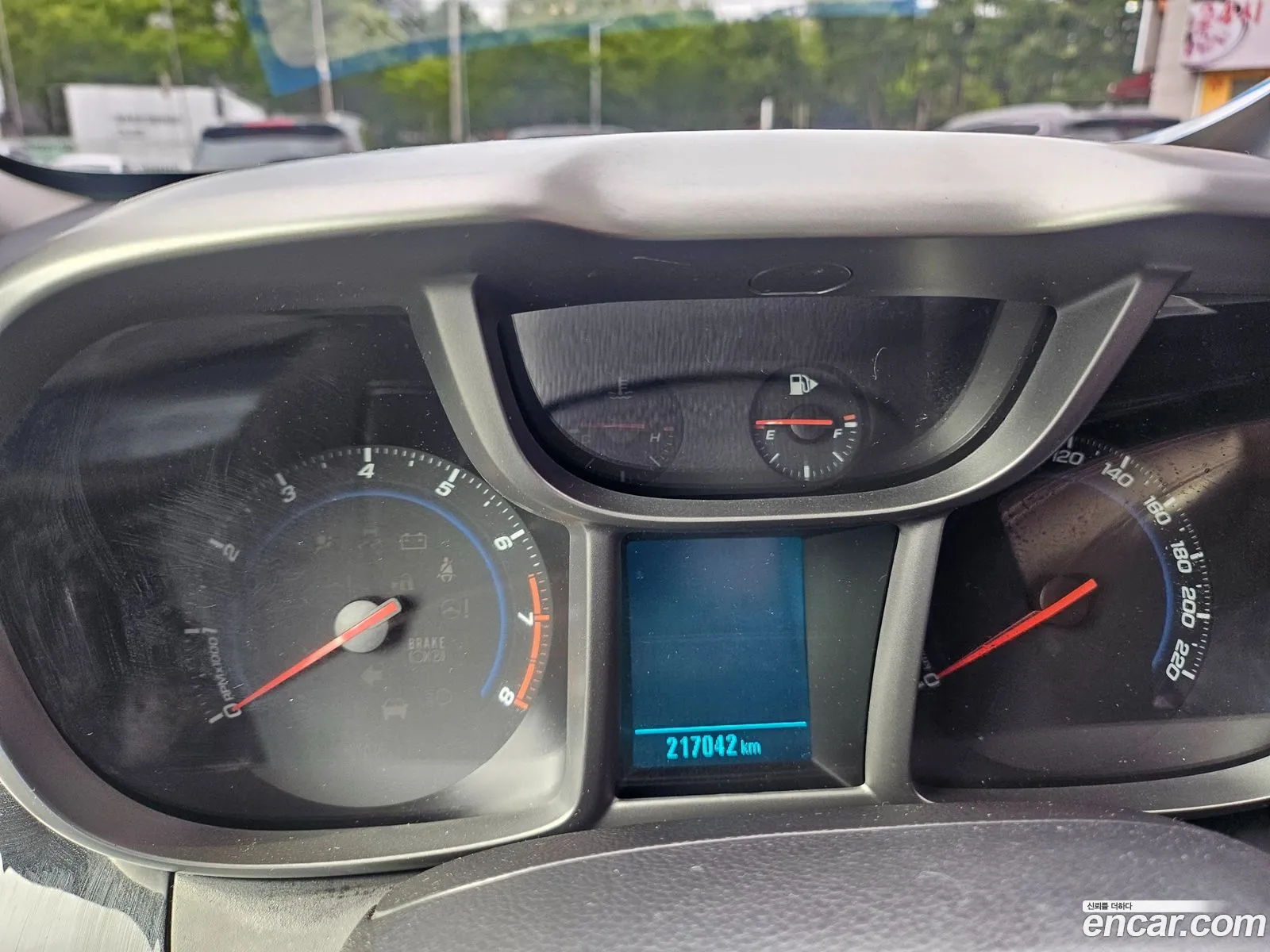 Chevrolet (GM Daewoo) Orlando 2017 — 12