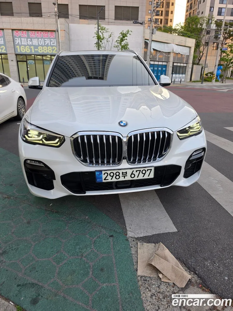 BMW X5 2021 — 2