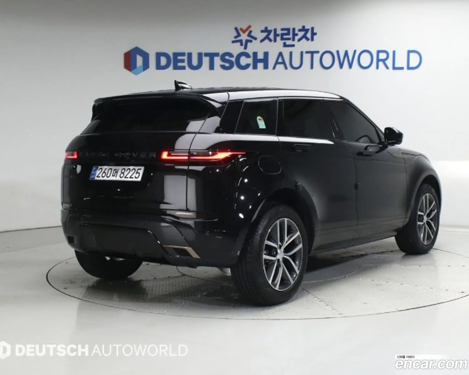 Land Rover Range Rover Evoque 2025 — 18
