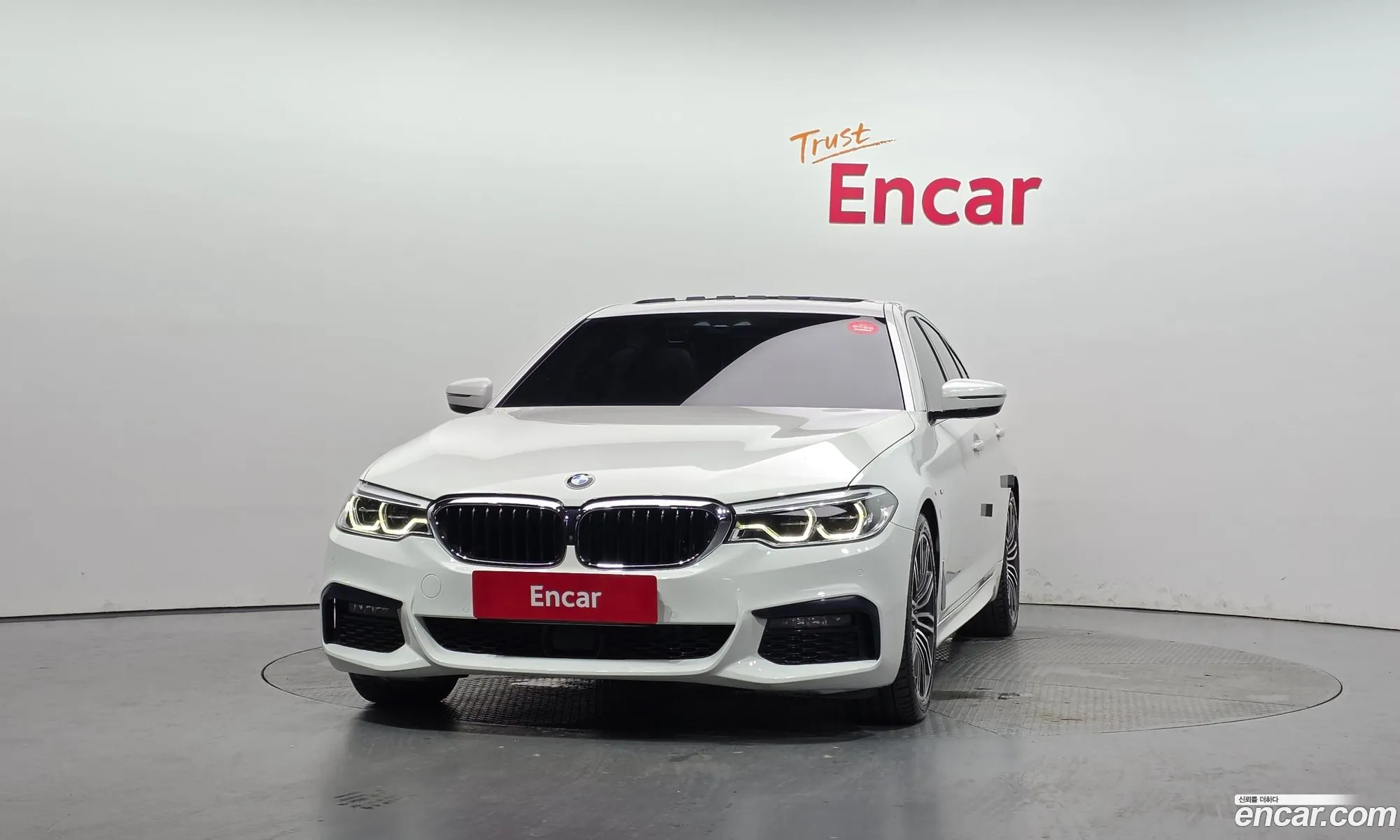 BMW 5 Series 2019 WBAJD3102KWW50681 — 24