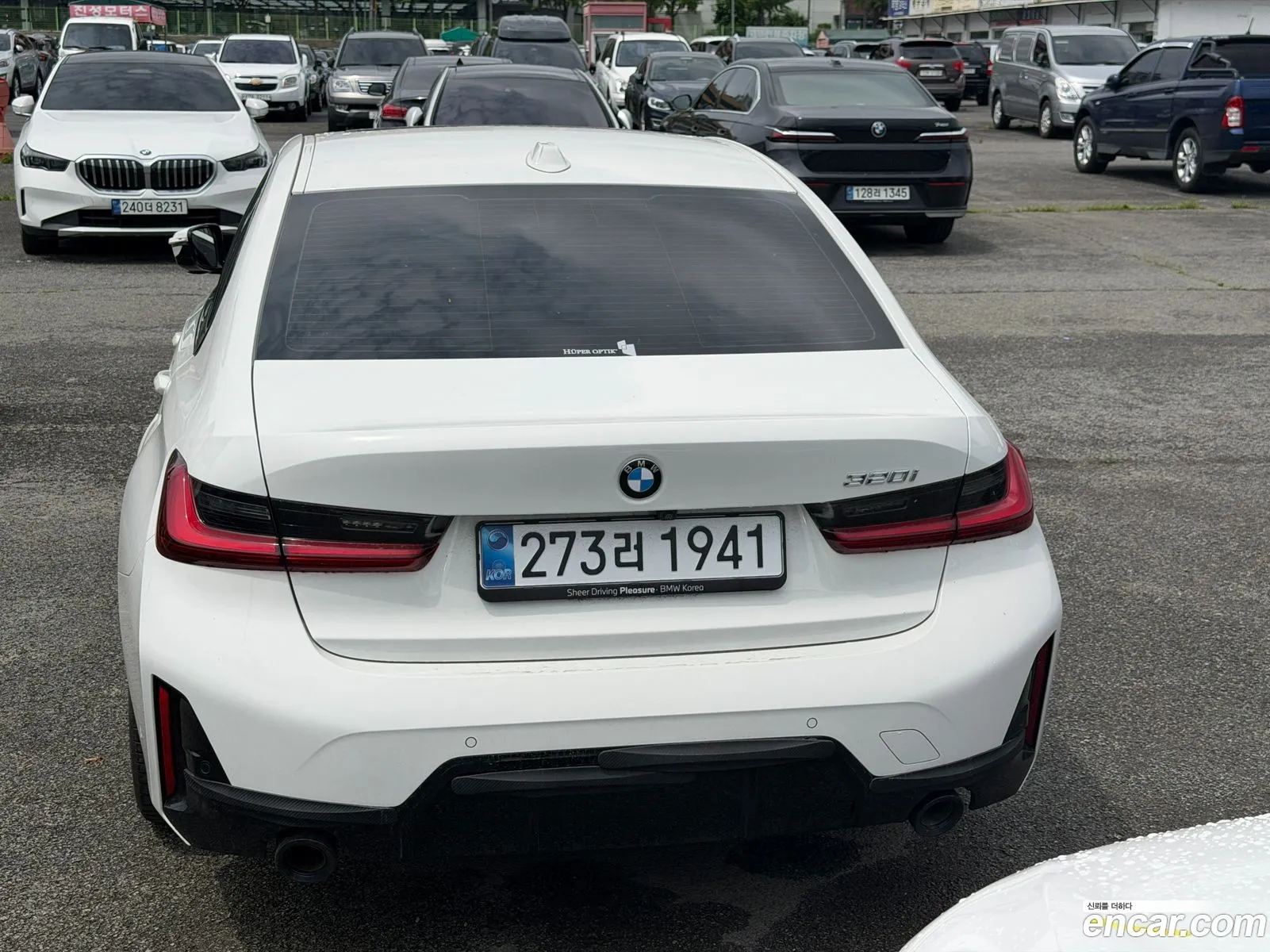 BMW 3 Series 2025 — 3