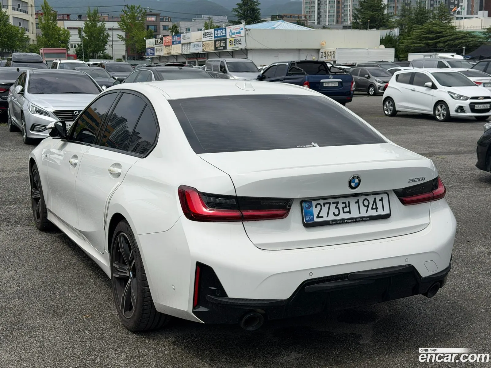BMW 3 Series 2025 — 2