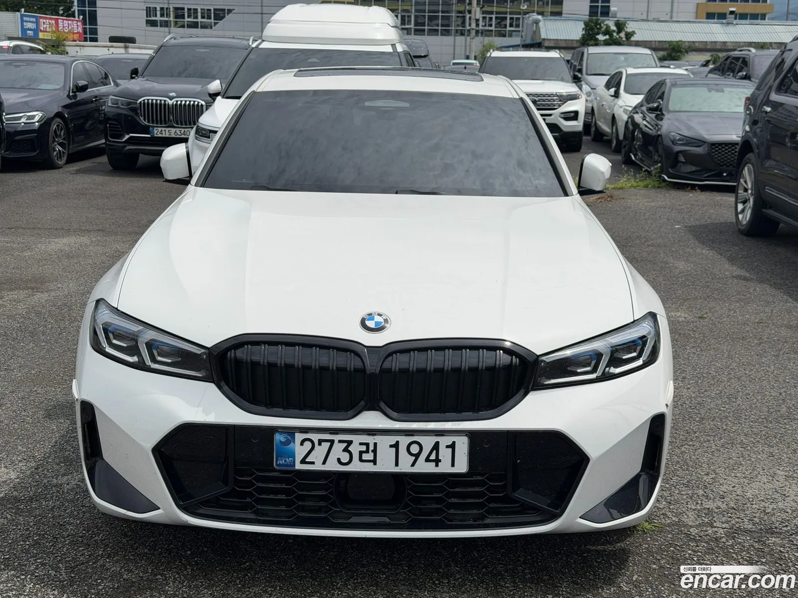 BMW 3 Series 2025 — 12