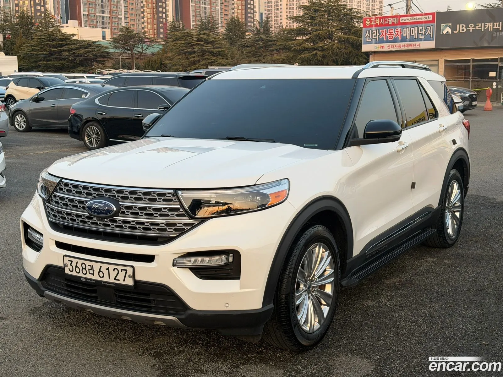 Ford Explorer 6th Gen 2020 — 20