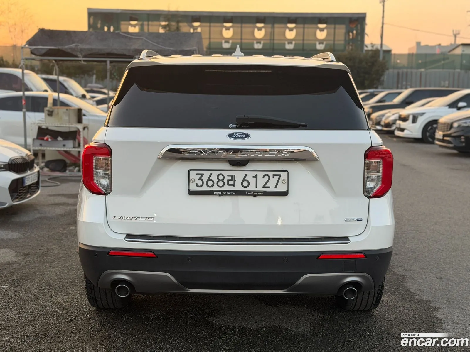 Ford Explorer 6th Gen 2020 — 5