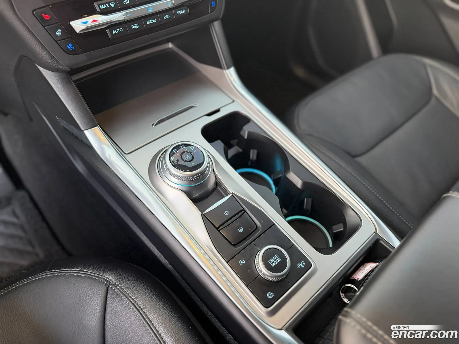 Ford Explorer 6th Gen 2020 — 7