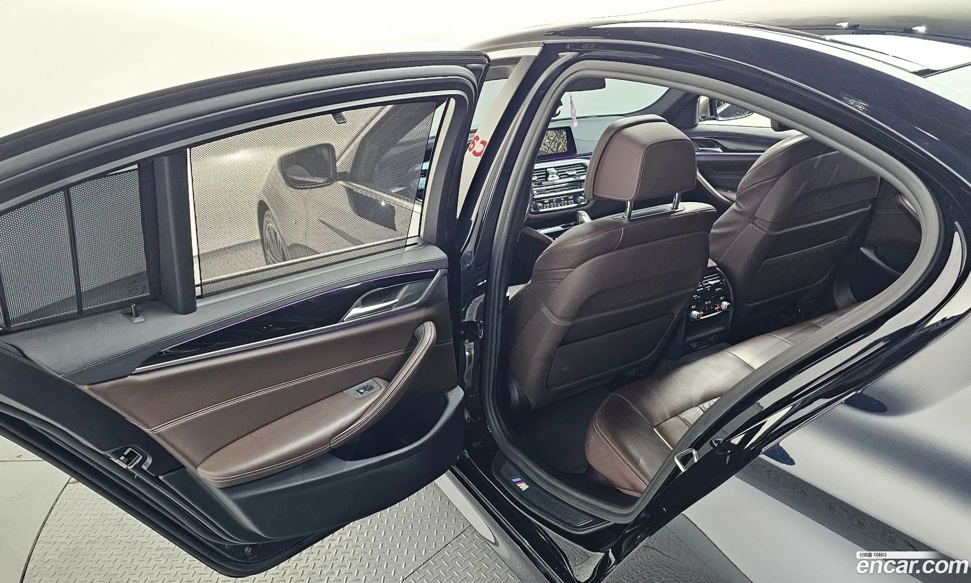 BMW 5 Series 2019 — 12