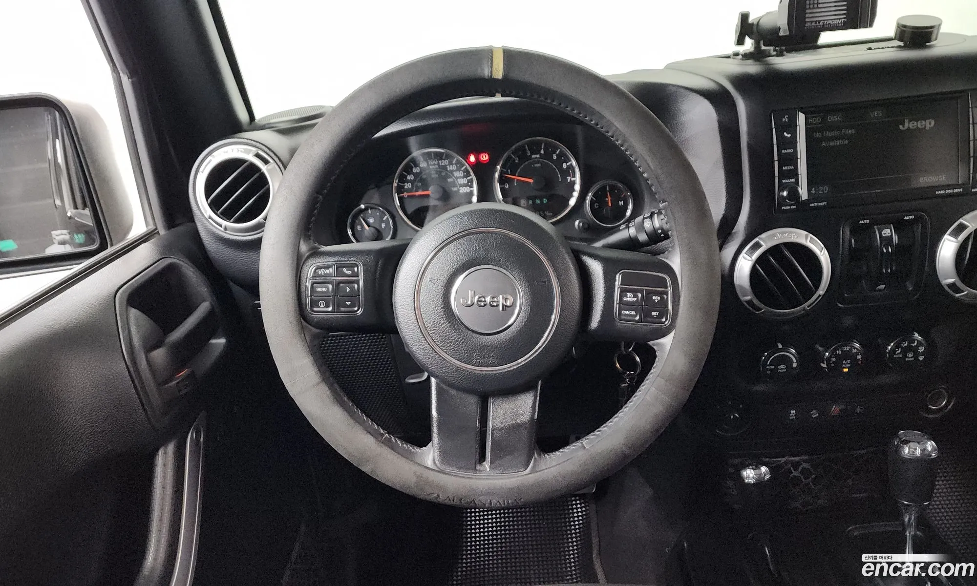 Jeep Wrangler 2017 1C4HJWFG6HL595387 — 4
