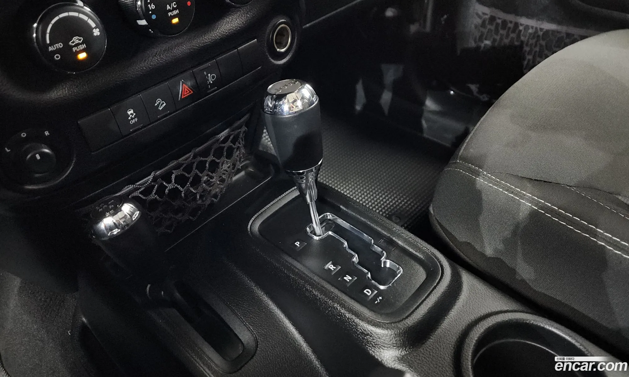 Jeep Wrangler 2017 1C4HJWFG6HL595387 — 15