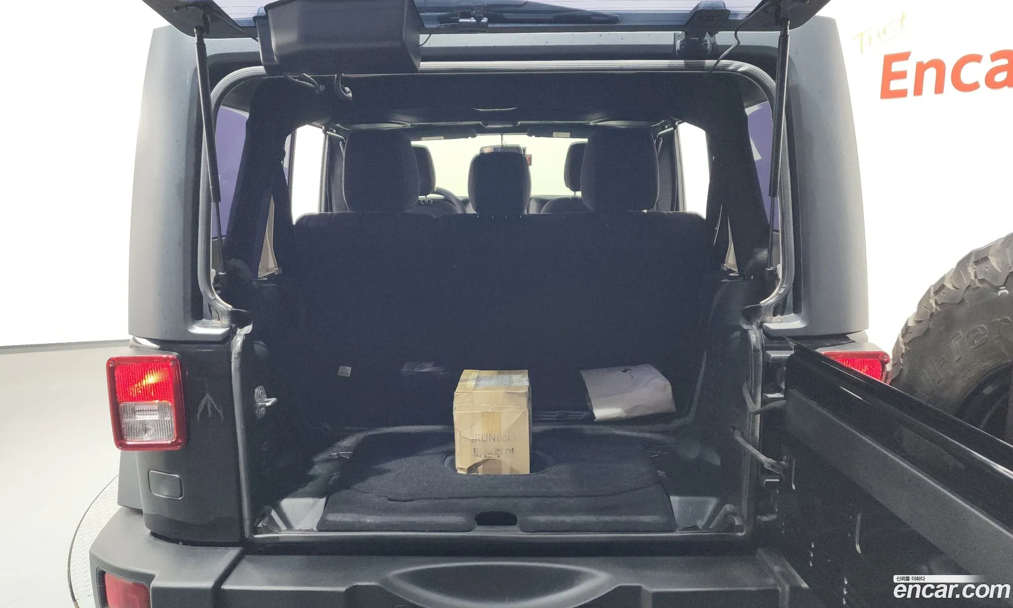 Jeep Wrangler 2017 1C4HJWFG6HL595387 — 14