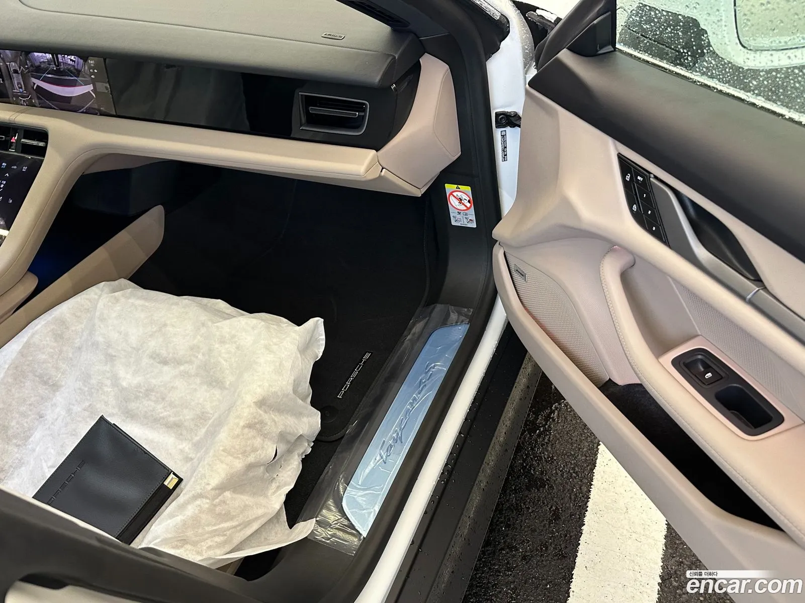Porsche Taycan 2024 — 13