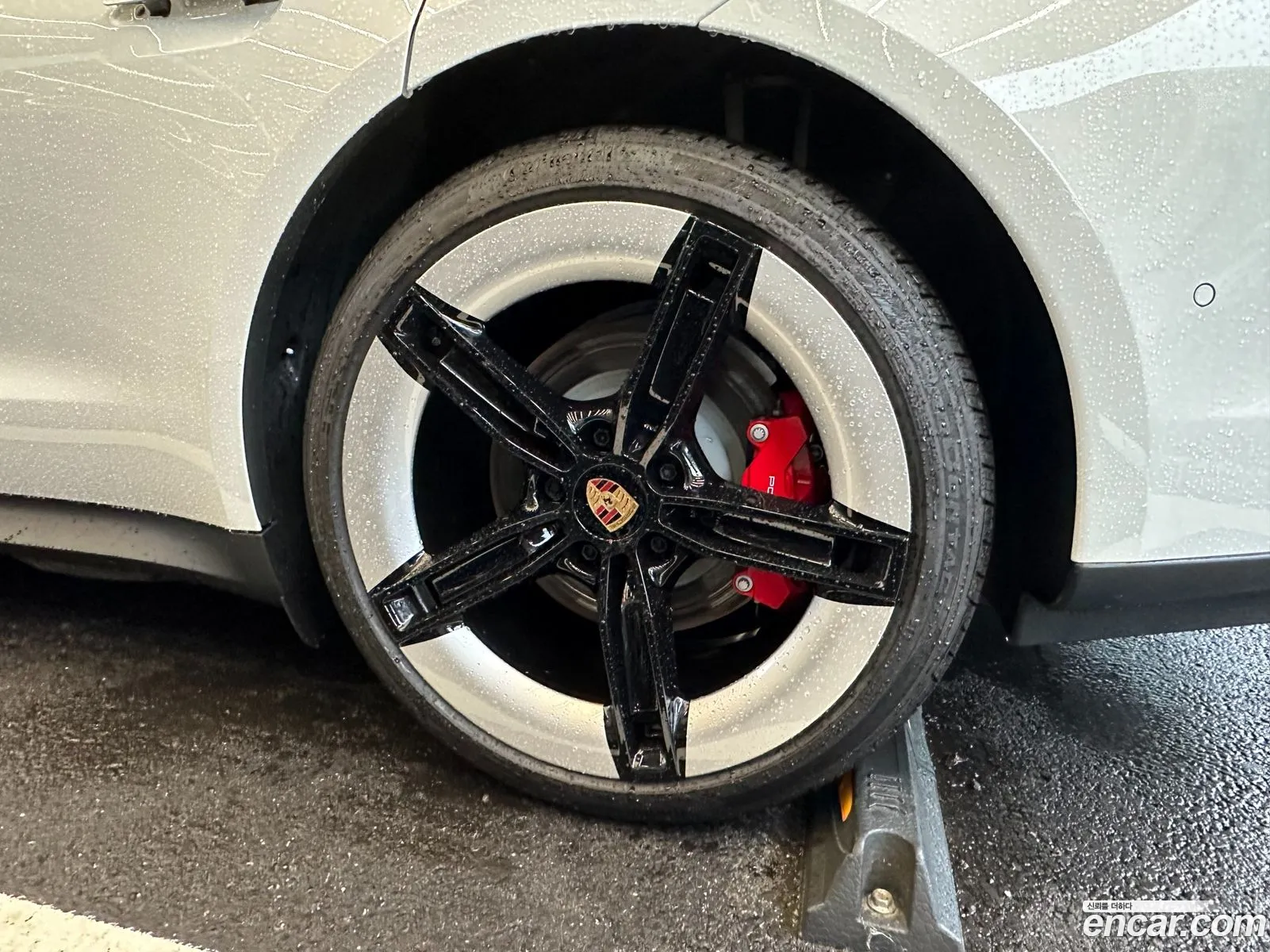 Porsche Taycan 2024 — 9