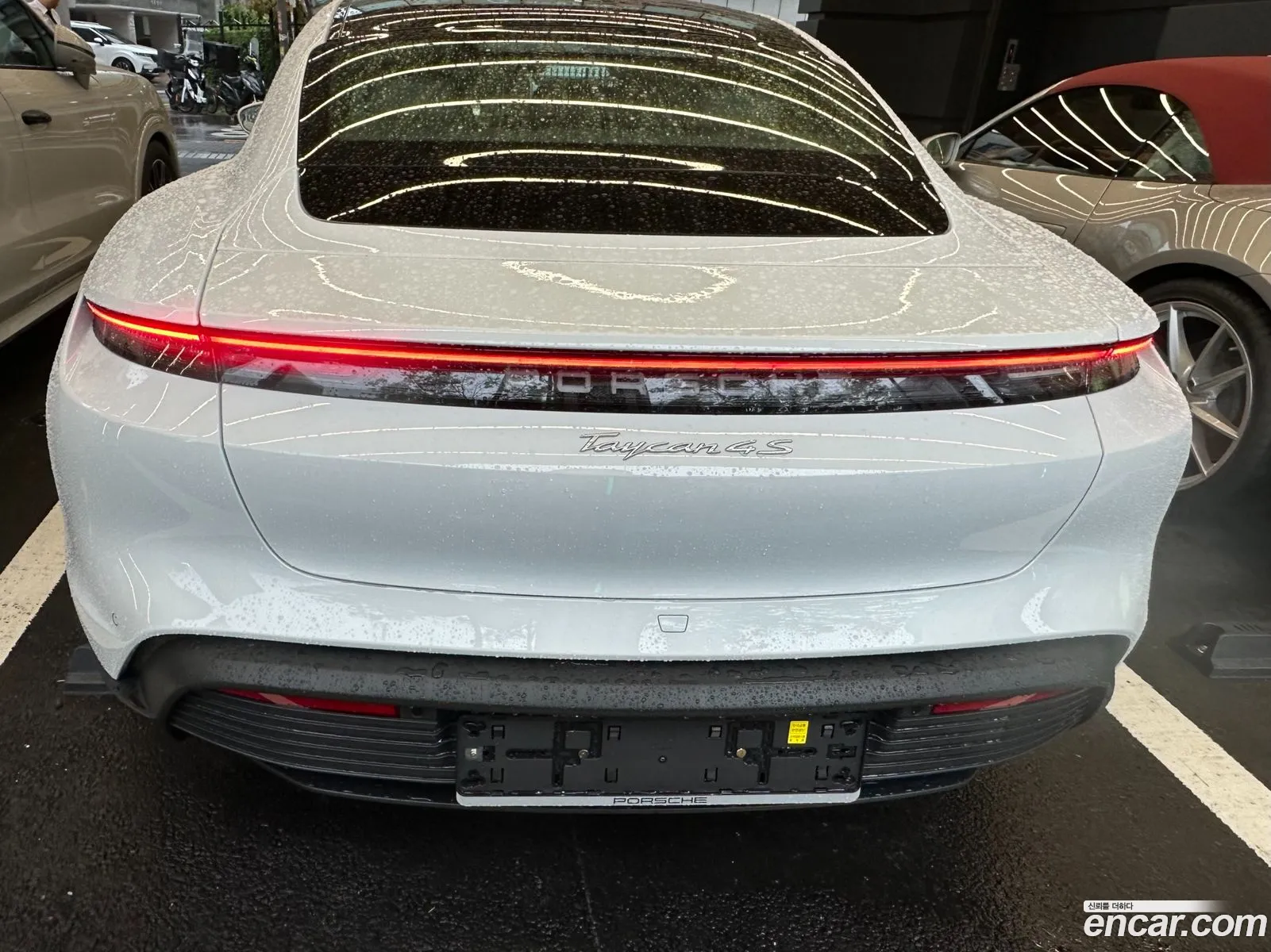 Porsche Taycan 2024 — 16