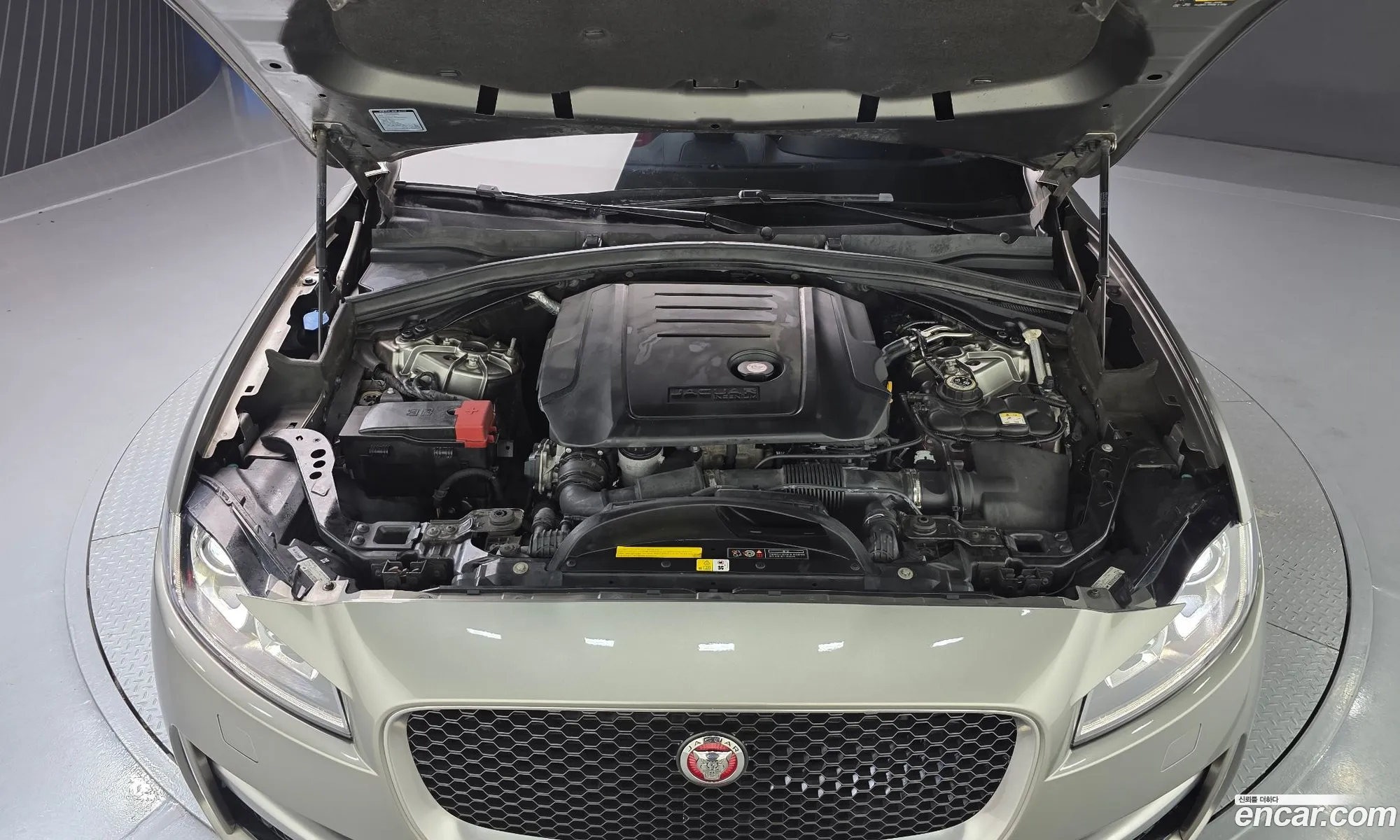 Jaguar F-Pace 2018 SADCA2BN0JA297740 — 5