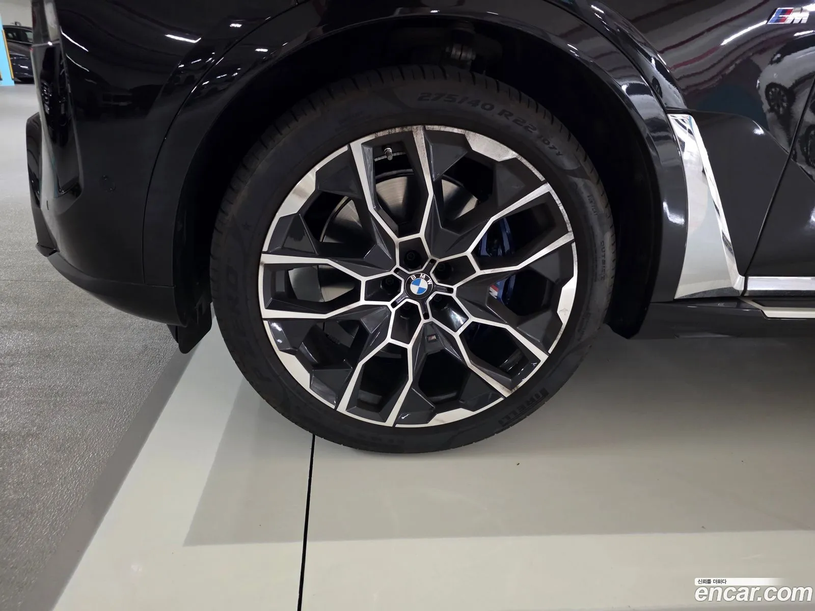 BMW X7 2024 — 12