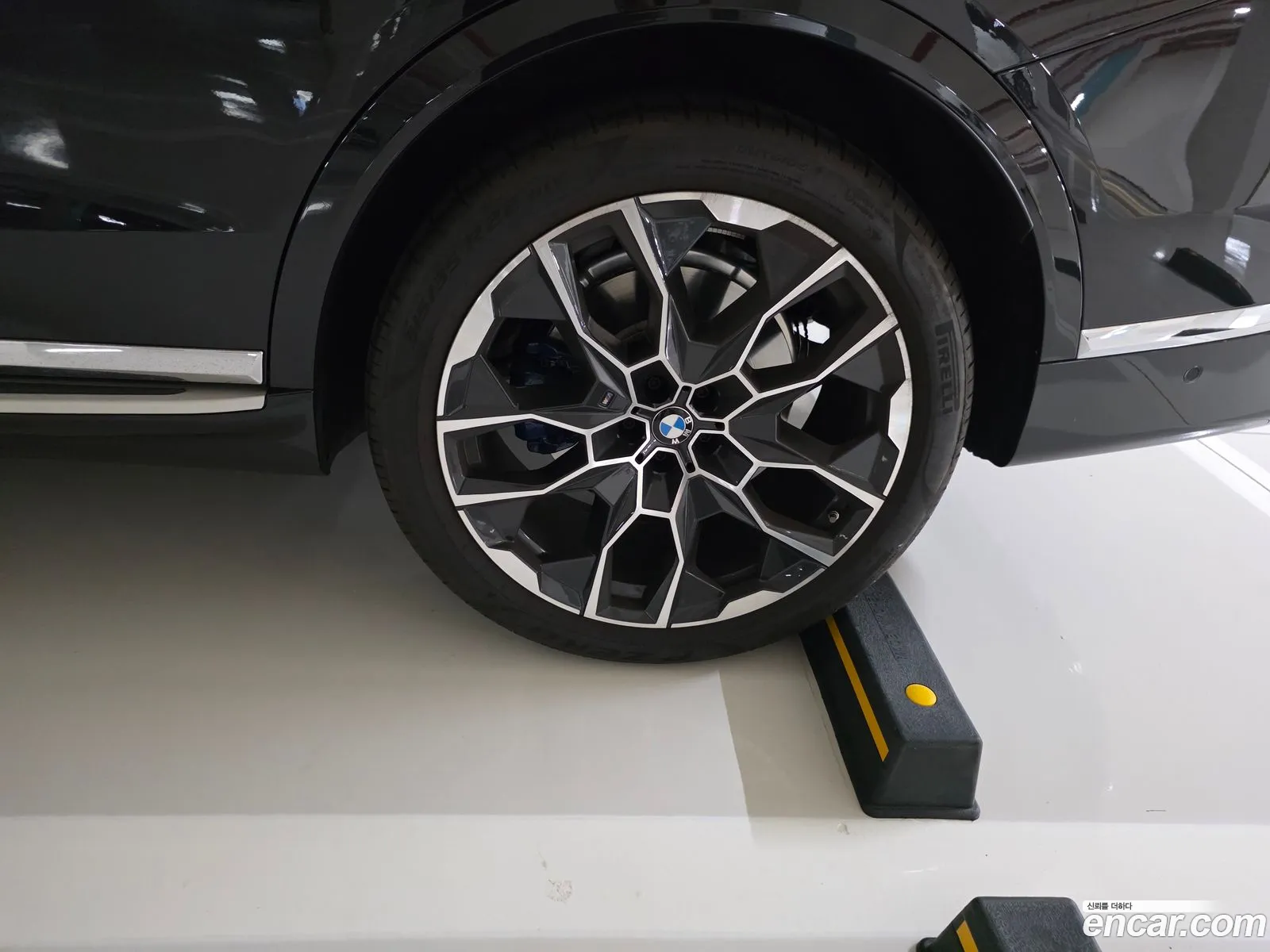 BMW X7 2024 — 3