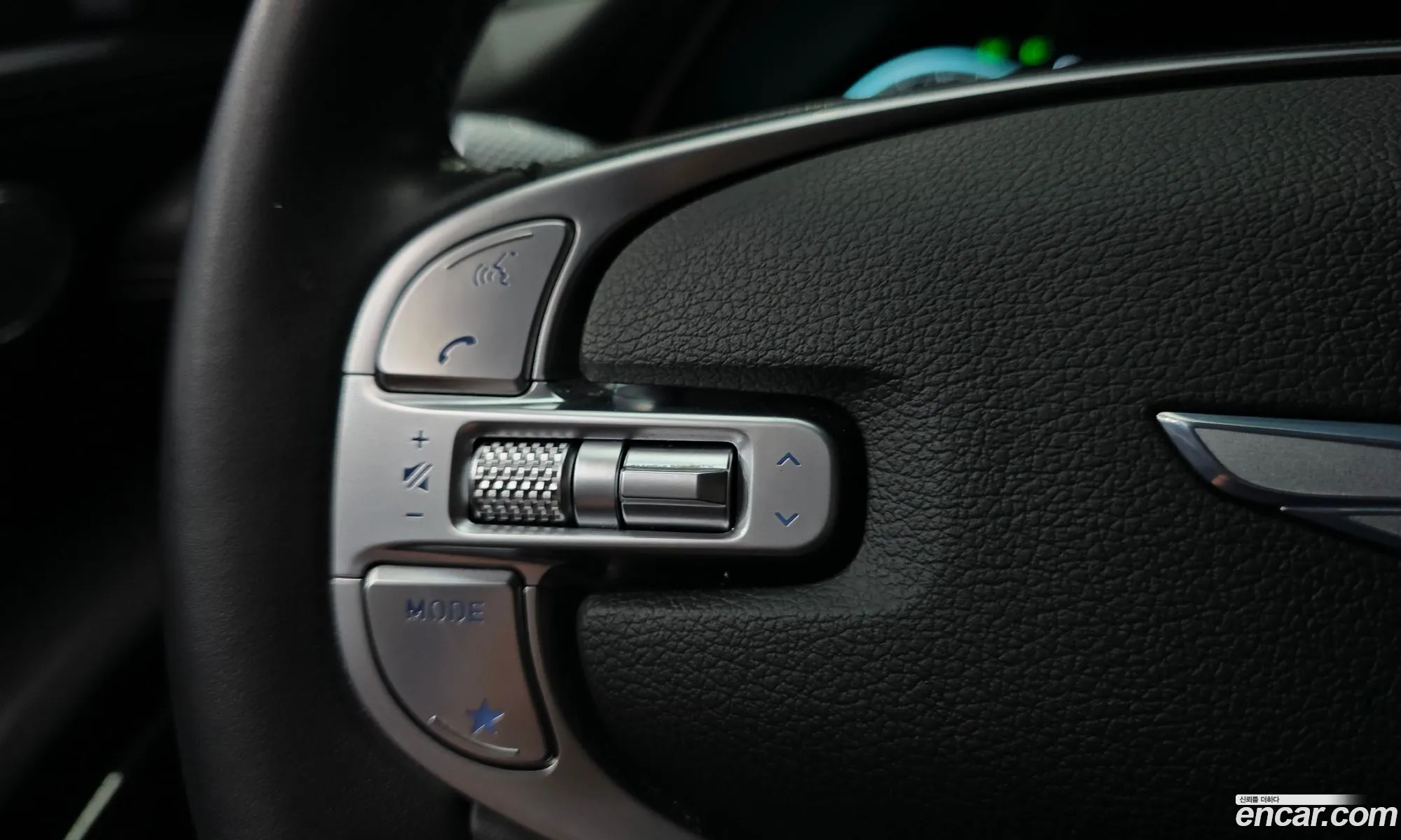Genesis GV80 2021 — 16