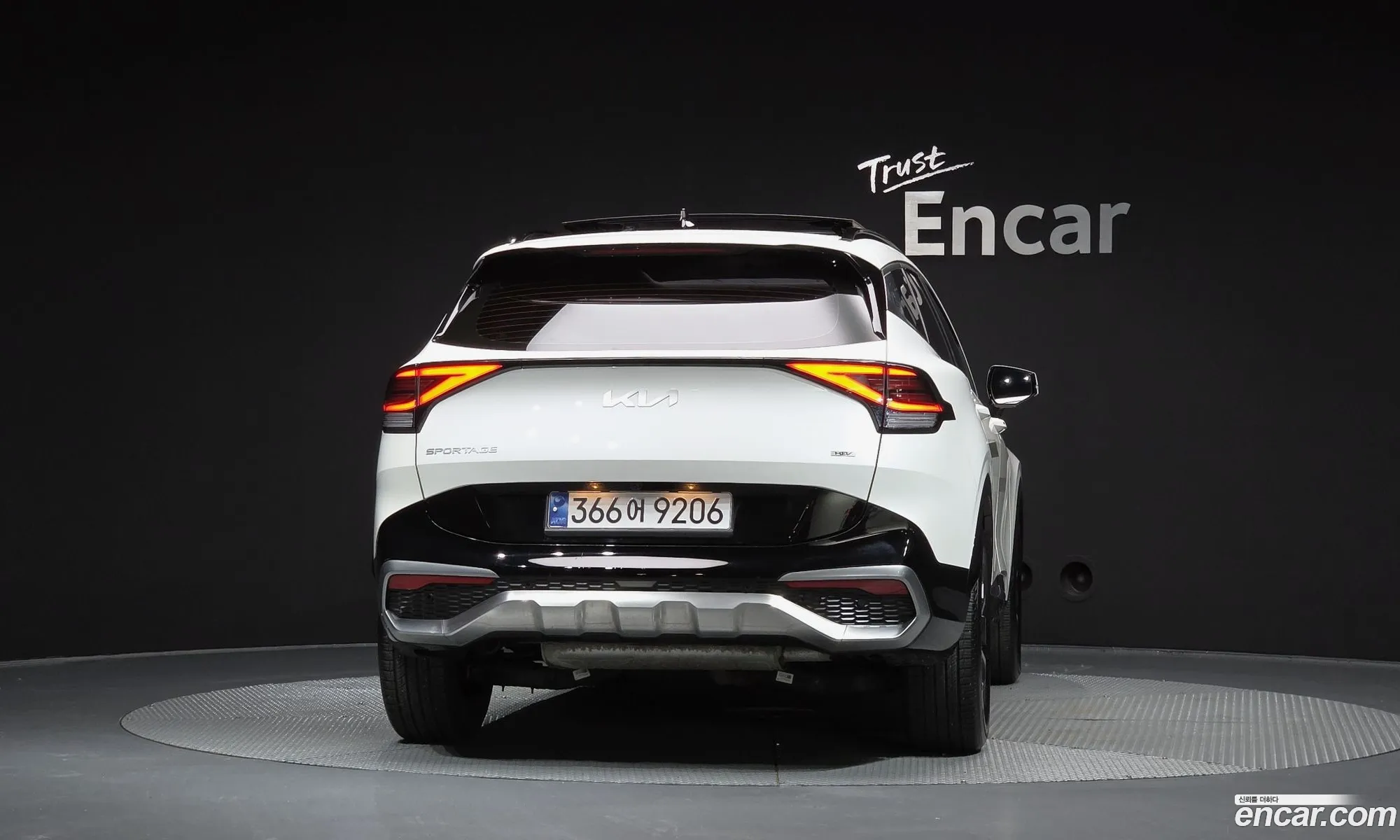 Kia Sportage Hybrid 2021 — 13