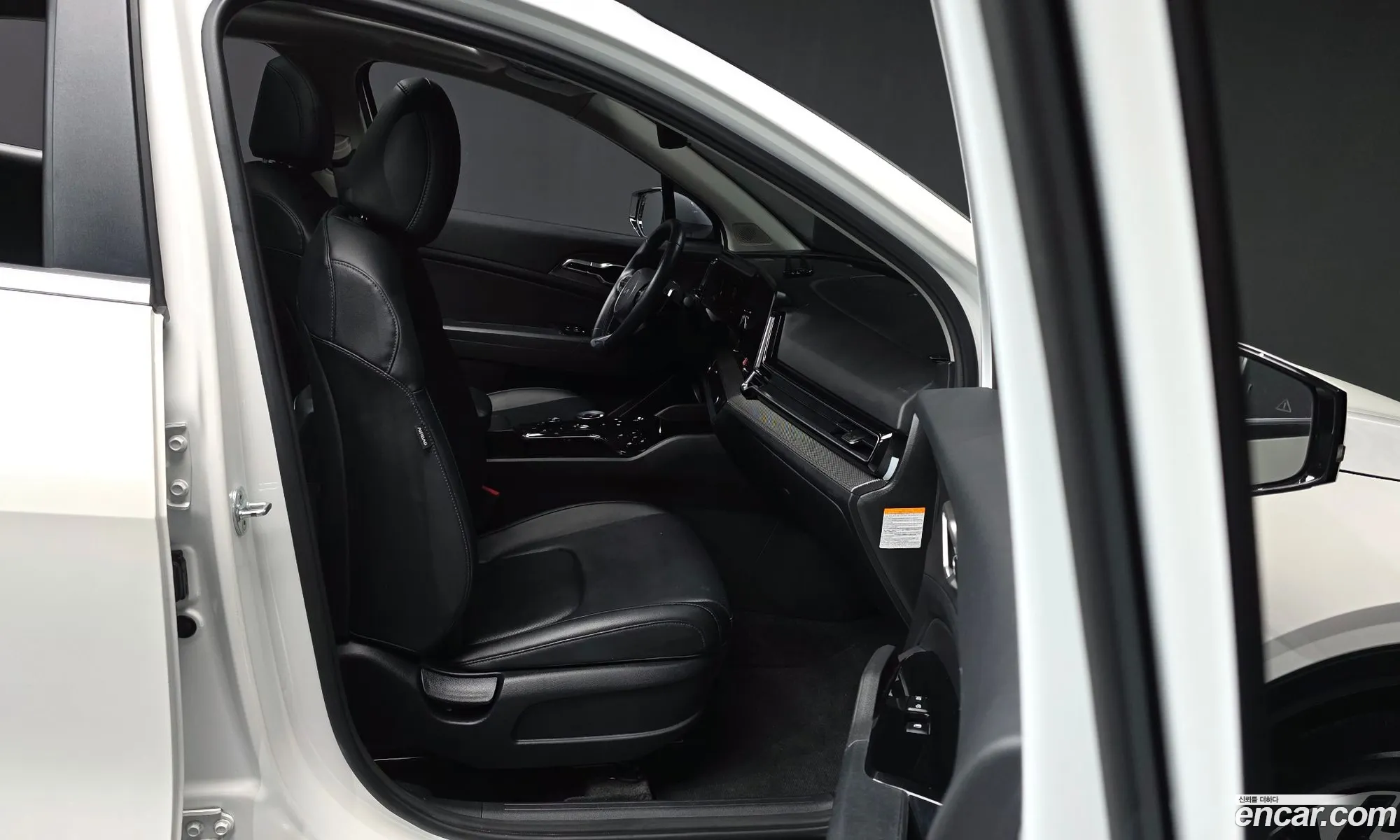 Kia Sportage Hybrid 2021 — 10