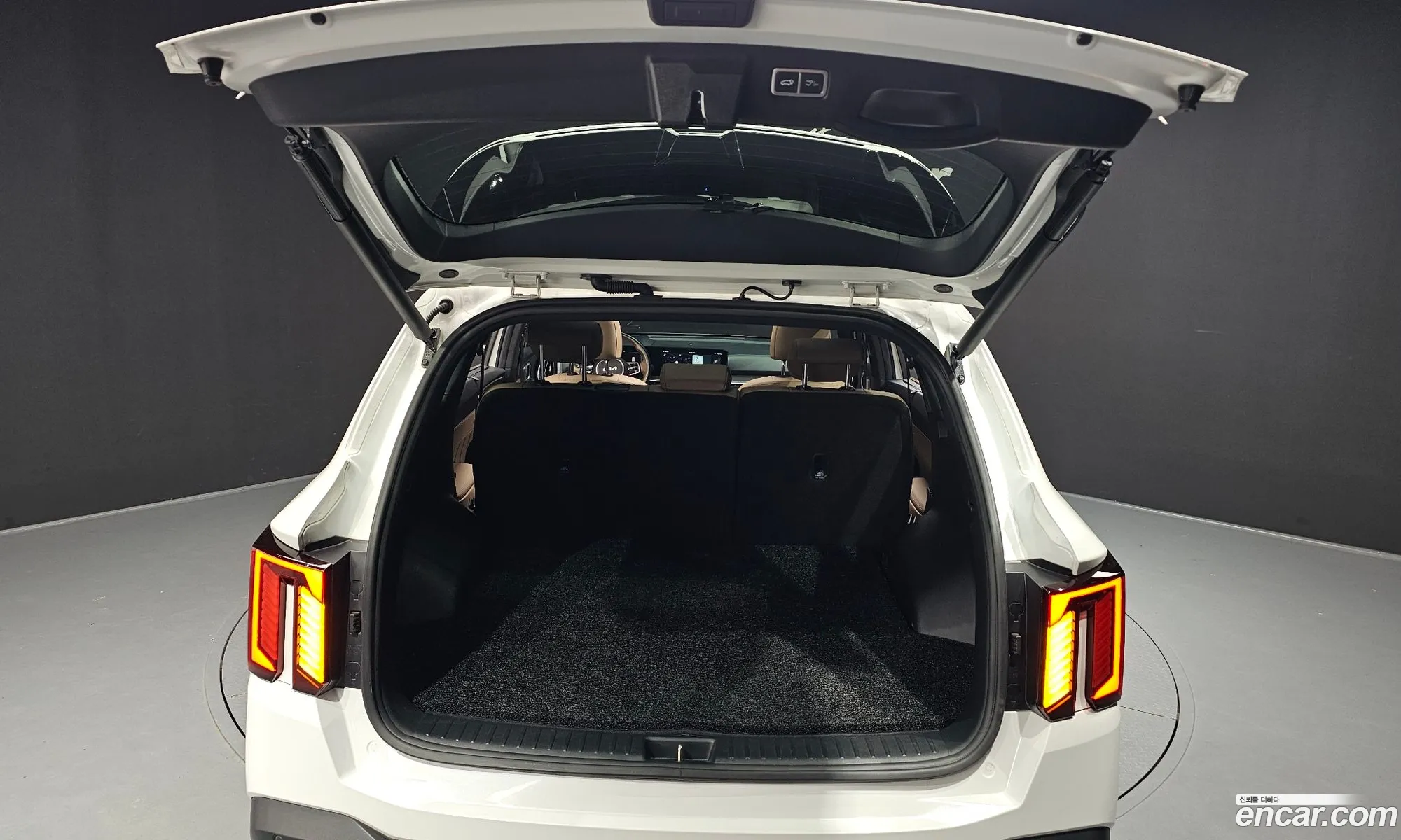 Kia Sorento 2023 — 23
