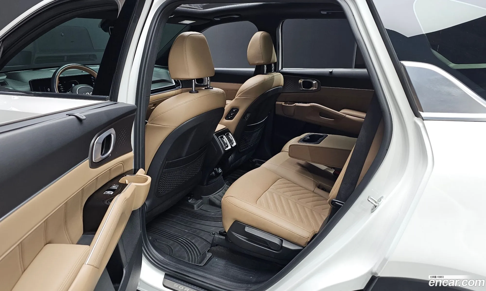 Kia Sorento 2023 — 12