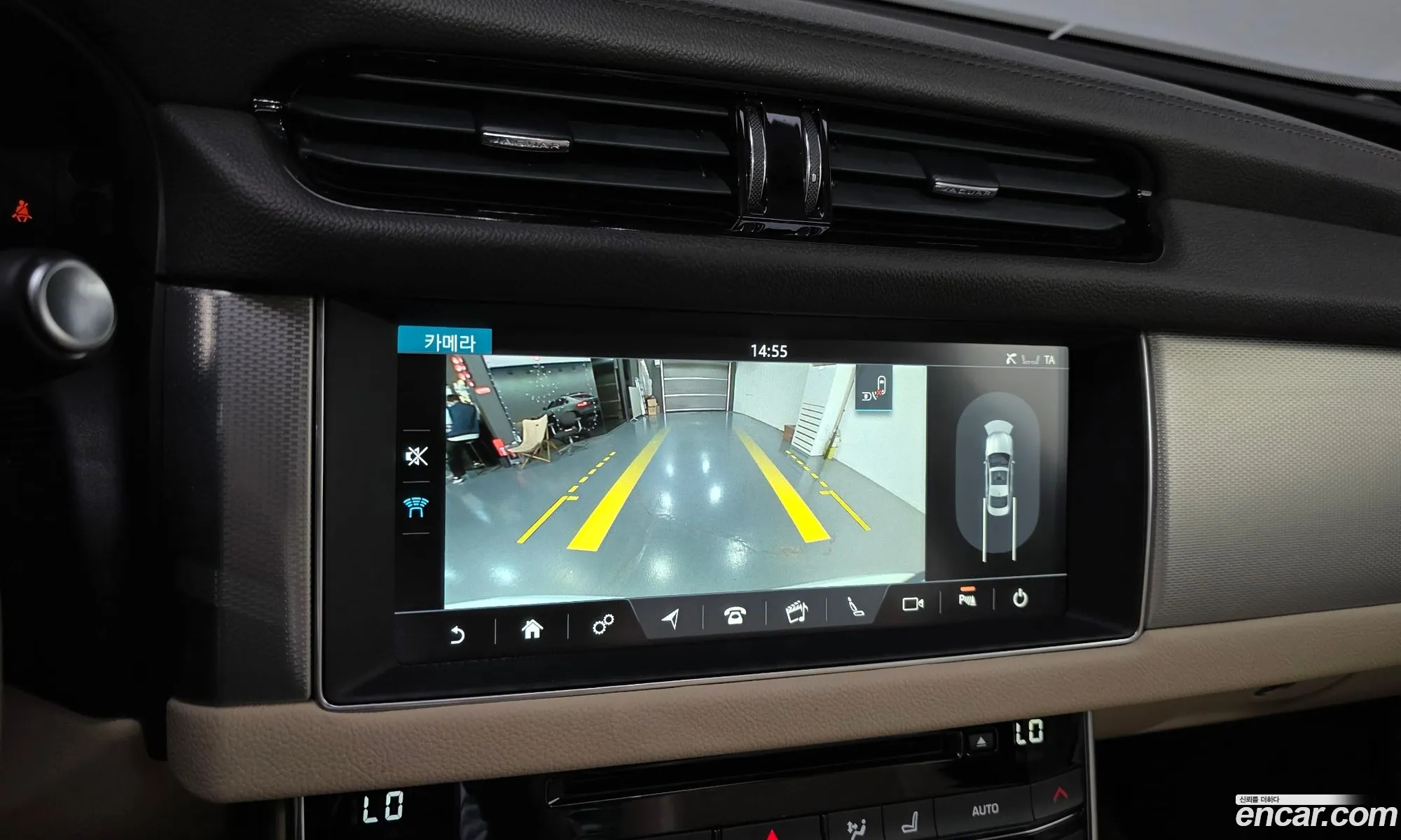 Jaguar XF 2017 SAJBA4BN6HCY43220 — 15
