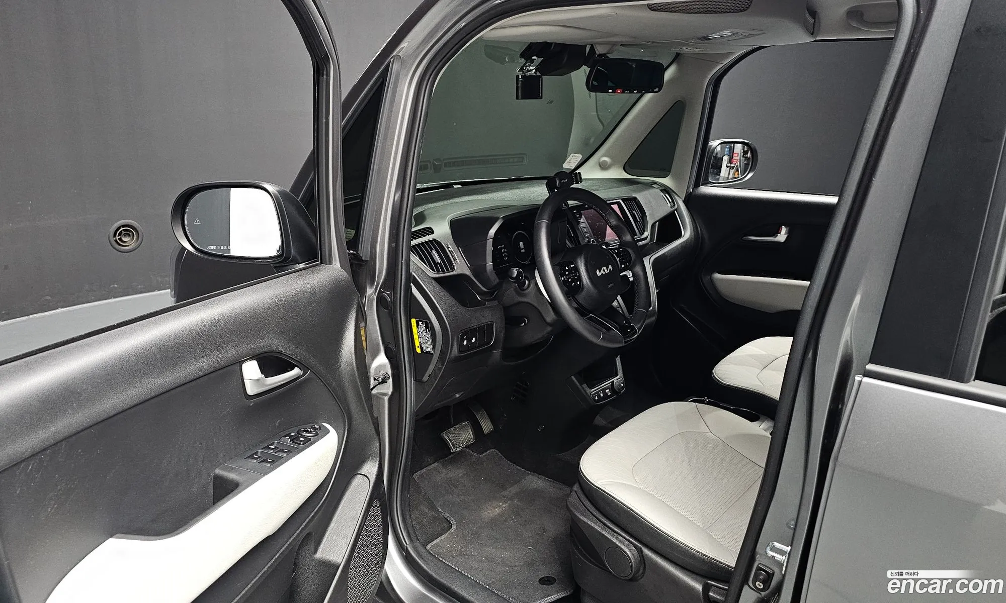 Kia Kia Ray EV 2024 — 11