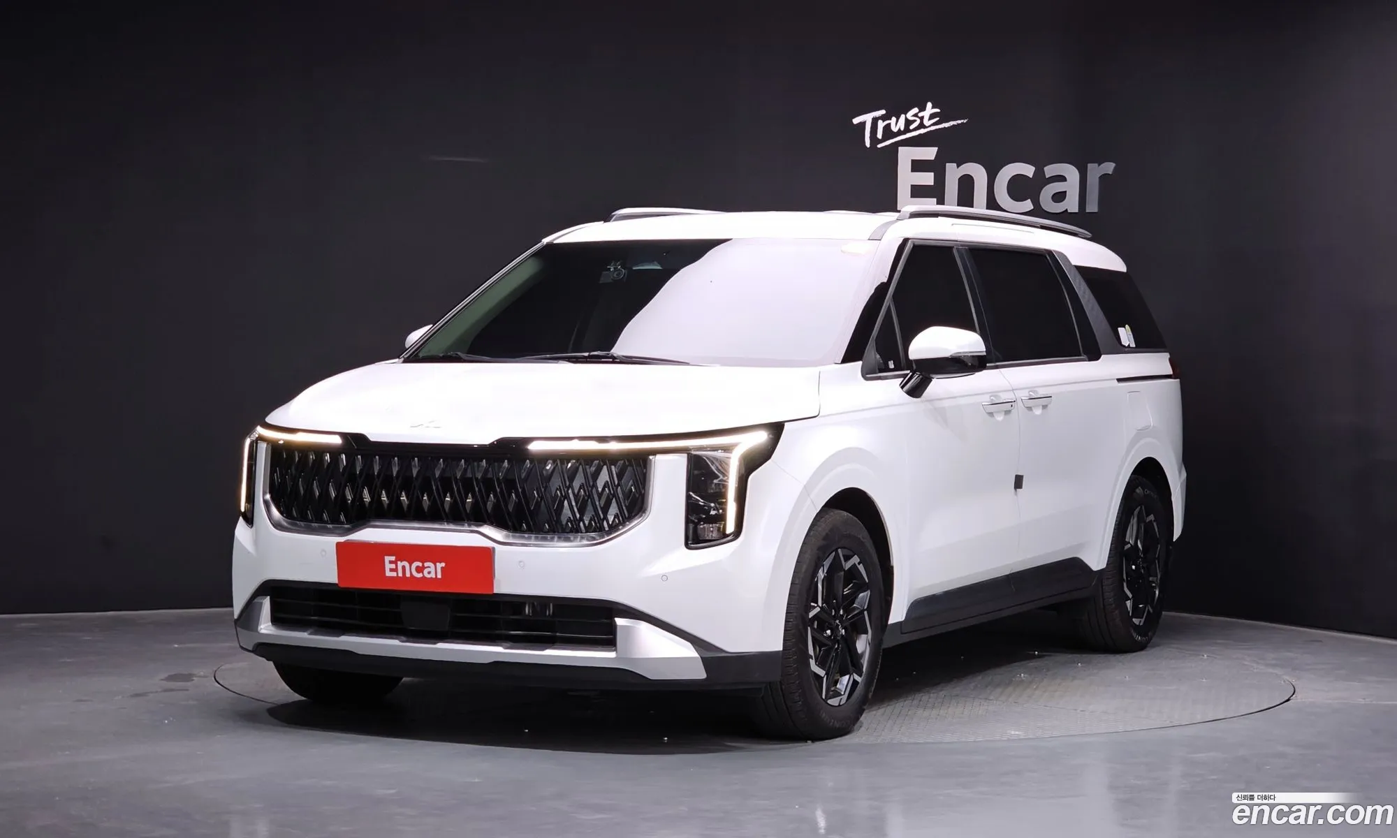 Kia Carnival 2024 — 31