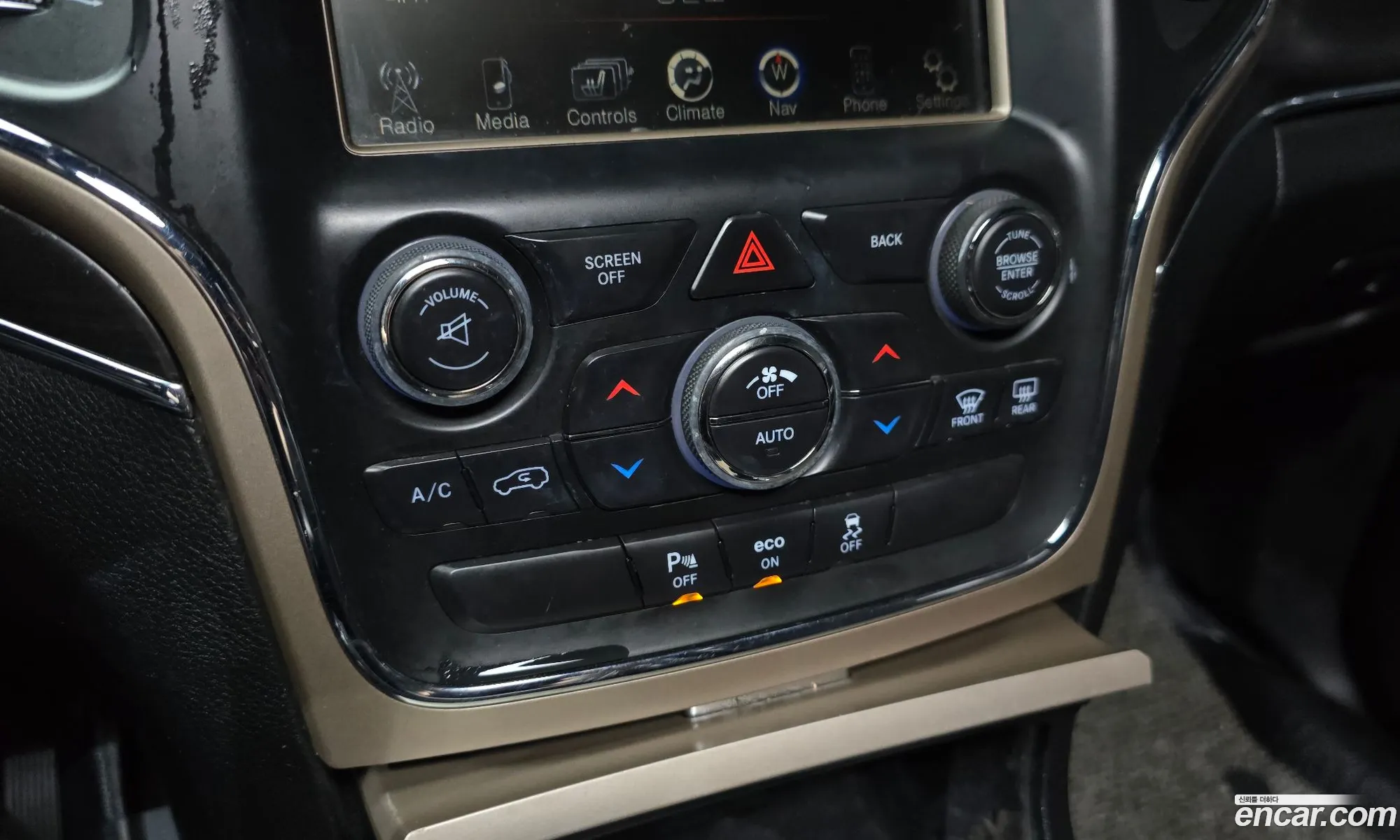 Jeep Grand Cherokee 2014 — 19