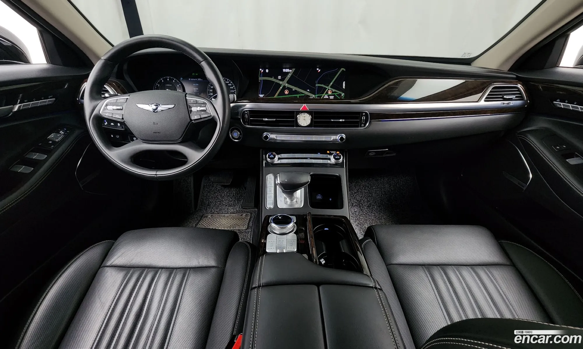 Genesis G90 2020 — 30